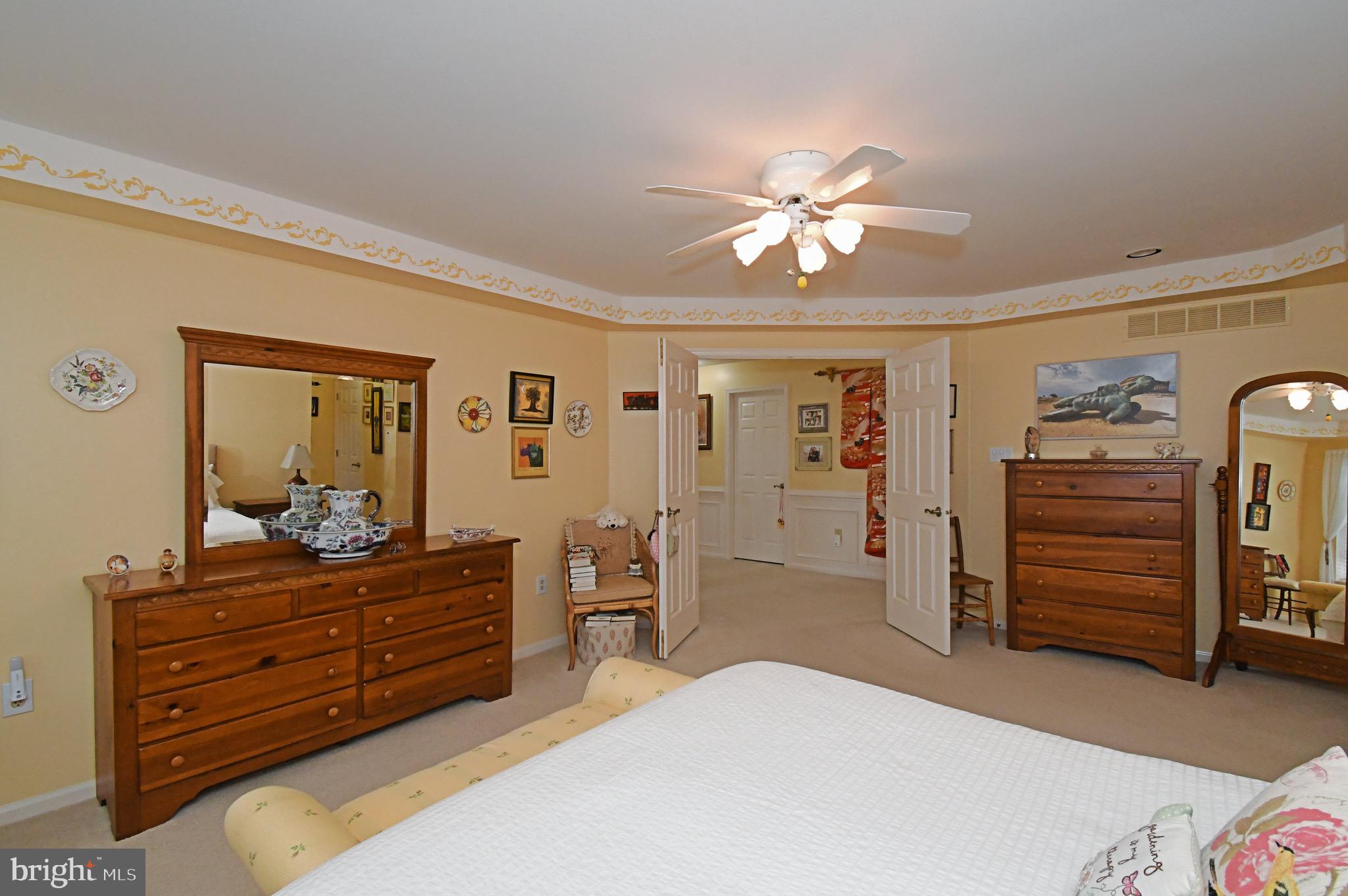 WASHINGTON CROSSING - Residential