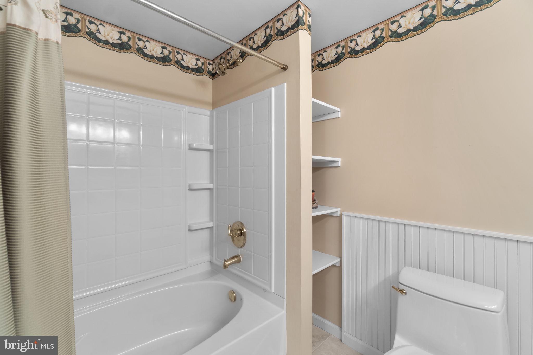 EAGLEVIEW ESTATES - Residential