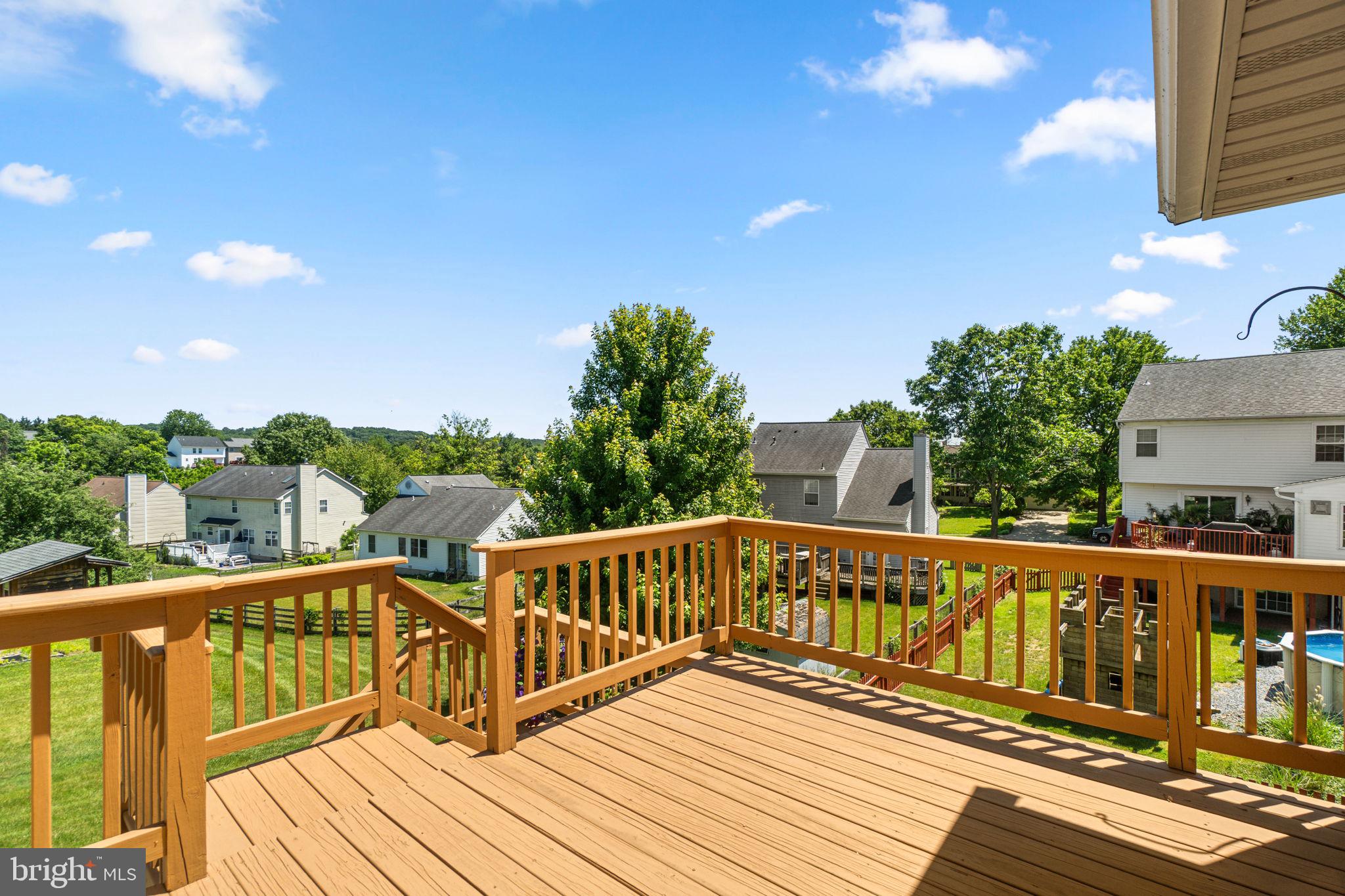 EAGLEVIEW ESTATES - Residential
