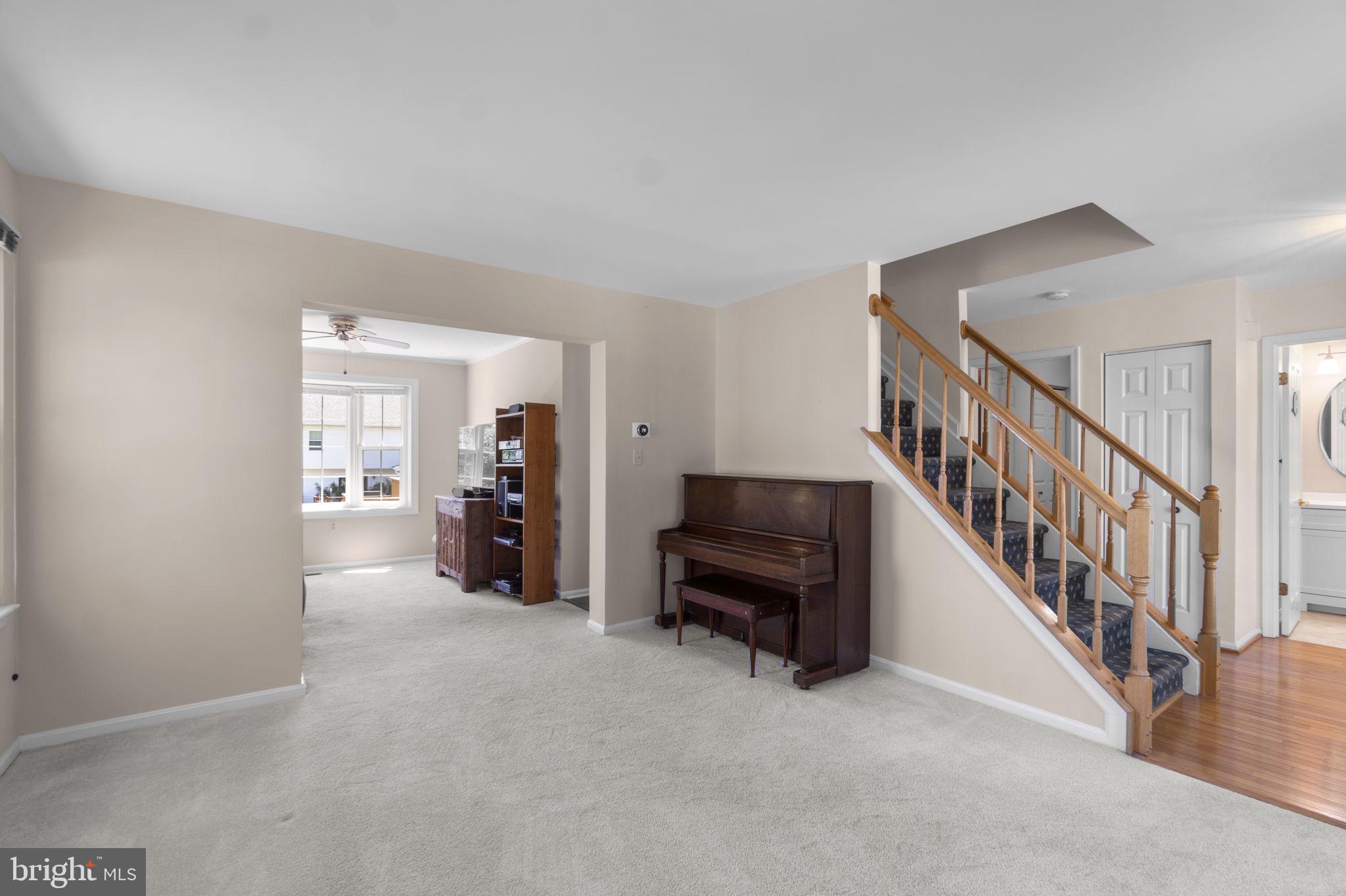 EAGLEVIEW ESTATES - Residential