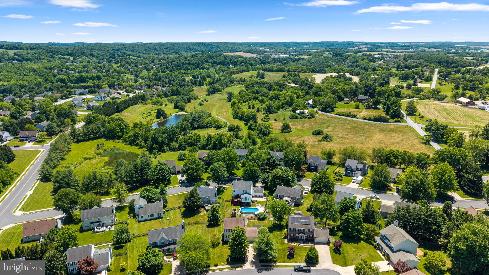 EAGLEVIEW ESTATES - Residential