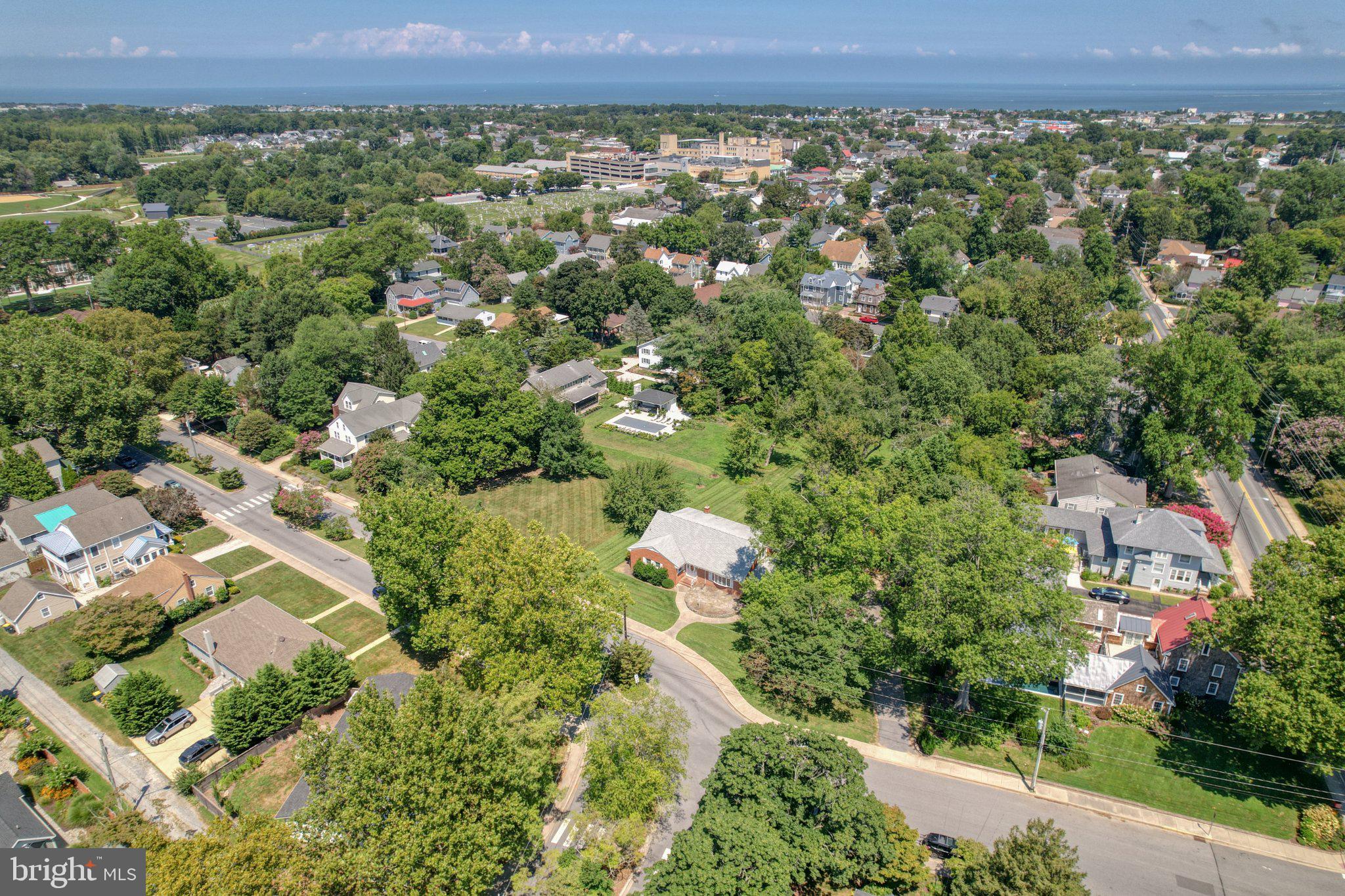 DEVRIES CIRCLE - Residential