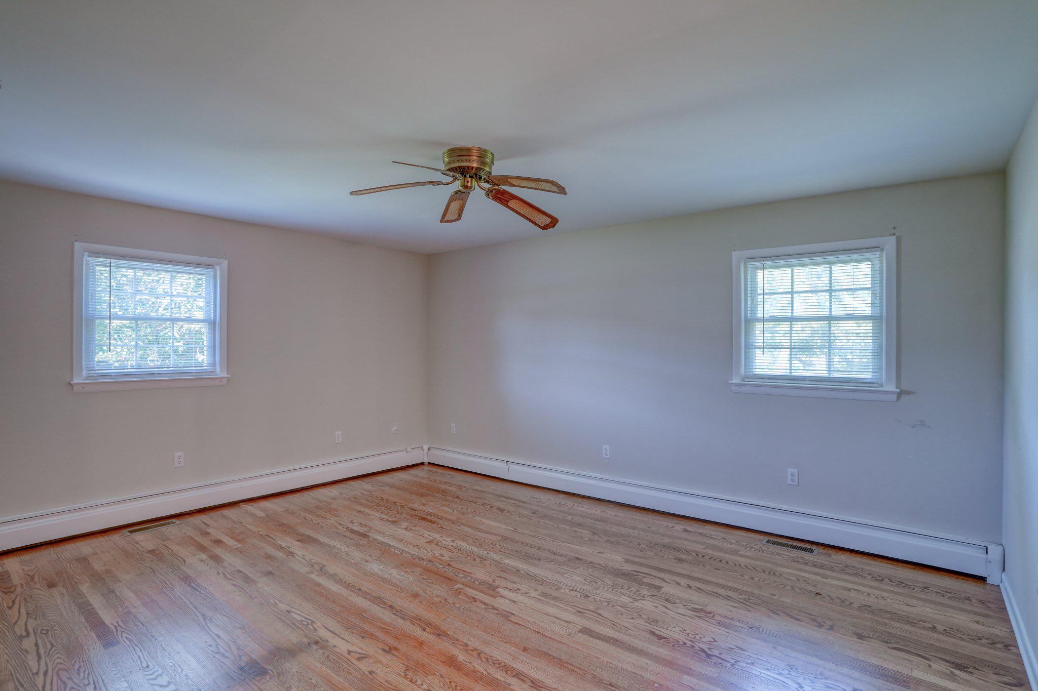 DEVRIES CIRCLE - Residential