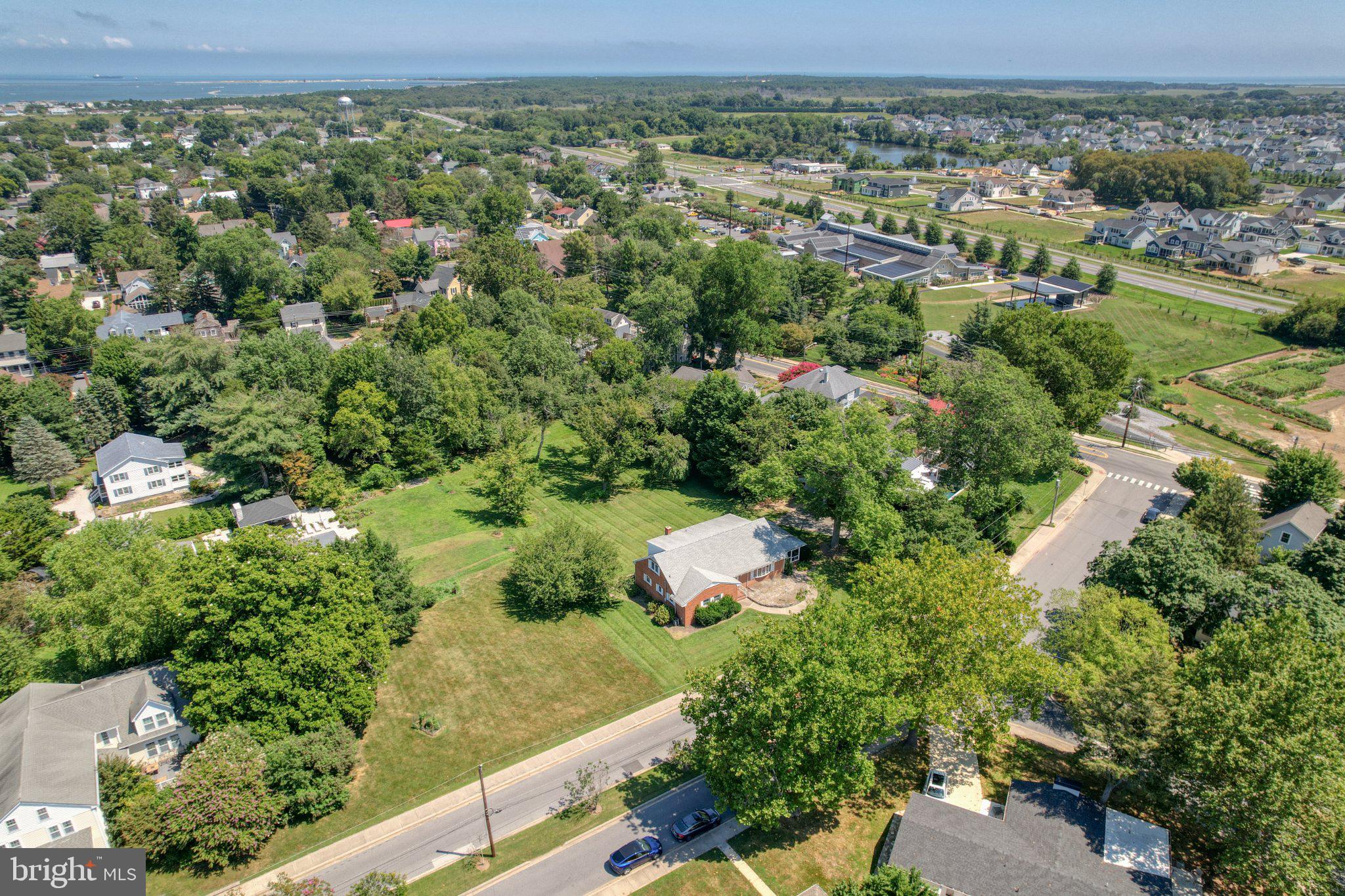 DEVRIES CIRCLE - Residential