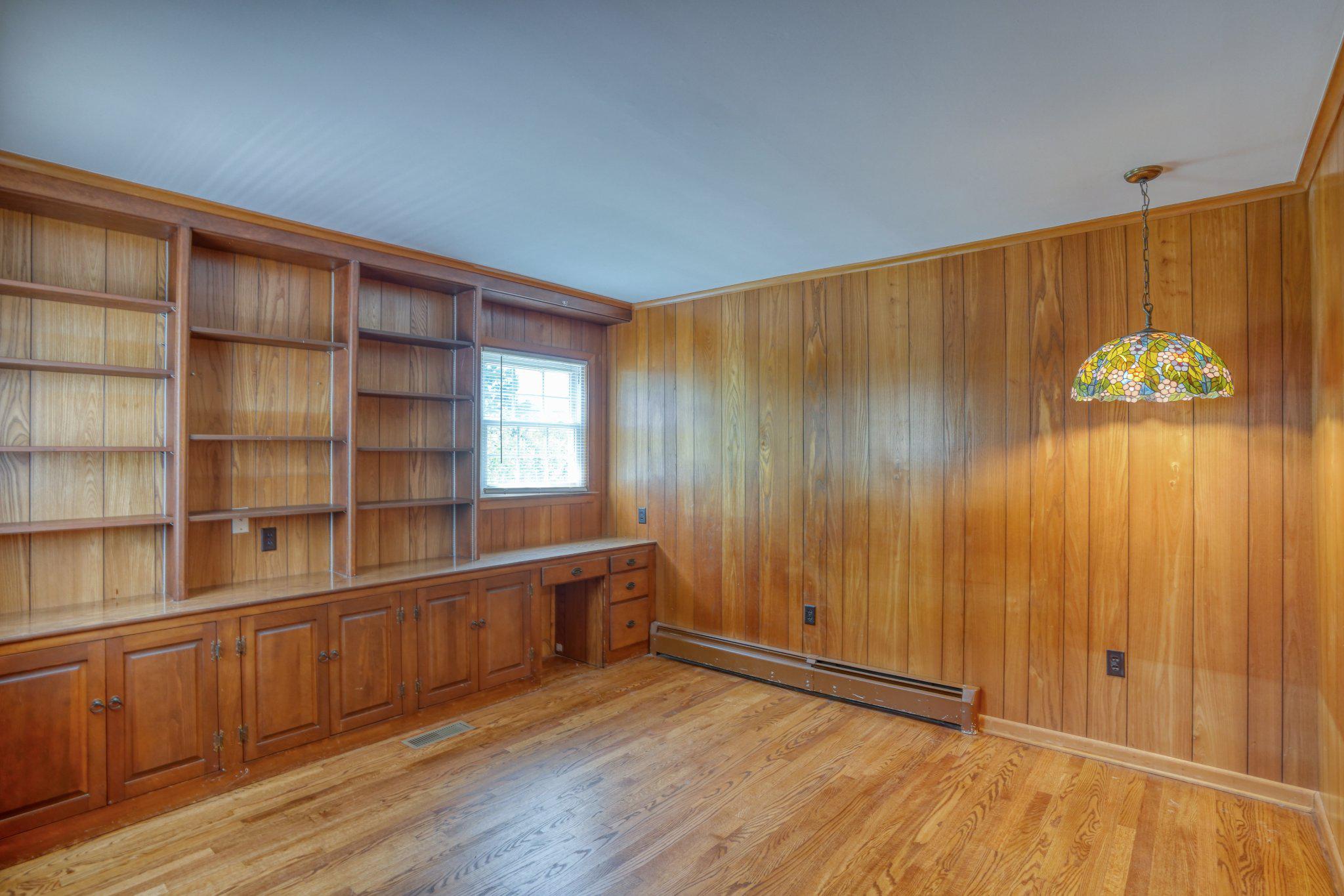 DEVRIES CIRCLE - Residential