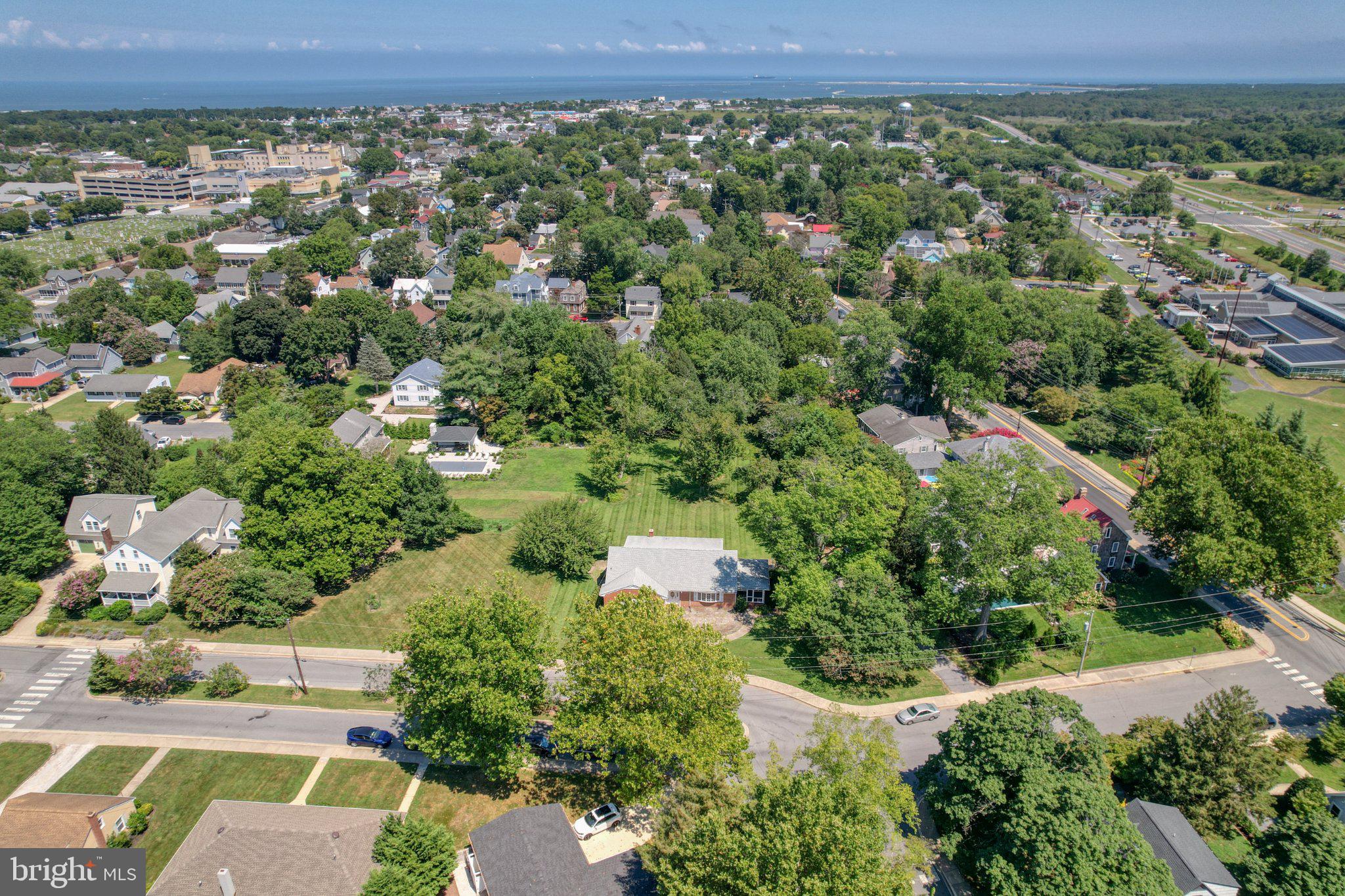 DEVRIES CIRCLE - Residential