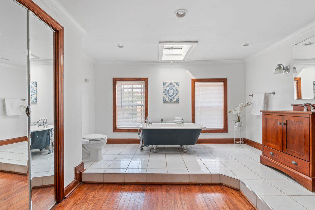 RESERVOIR HILL - Residential