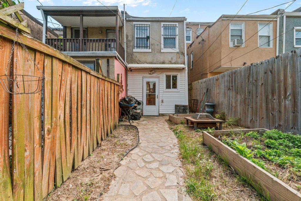 RESERVOIR HILL - Residential