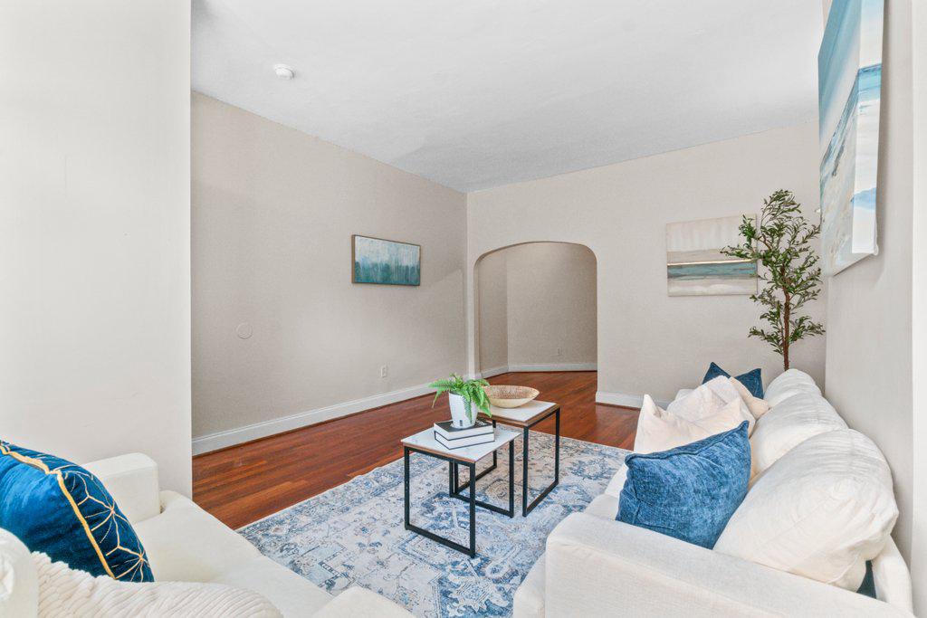 RESERVOIR HILL - Residential