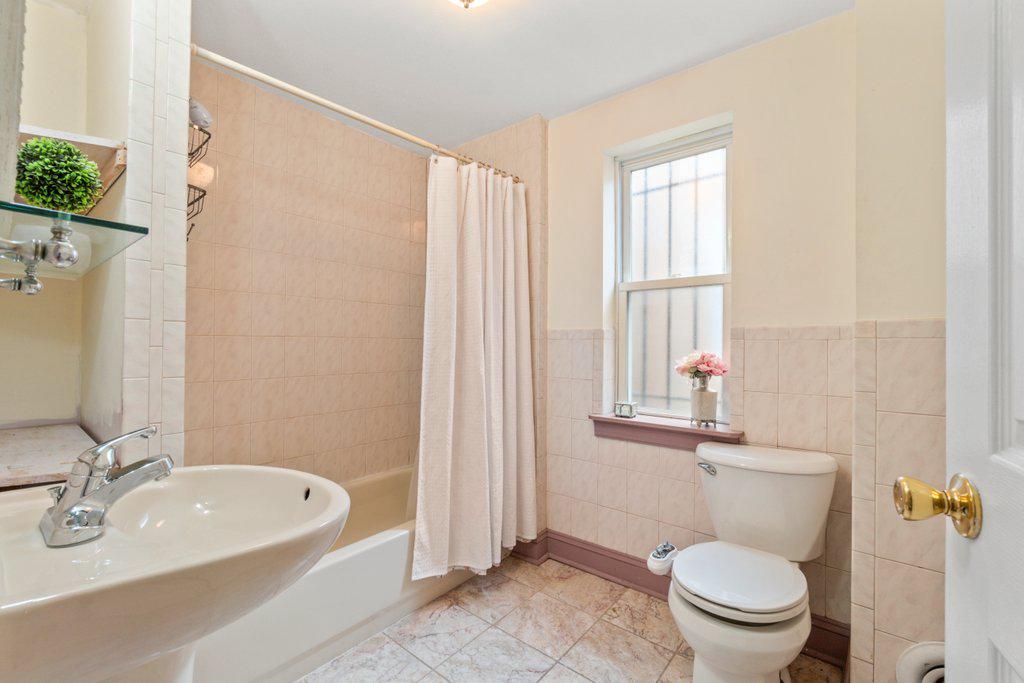 RESERVOIR HILL - Residential