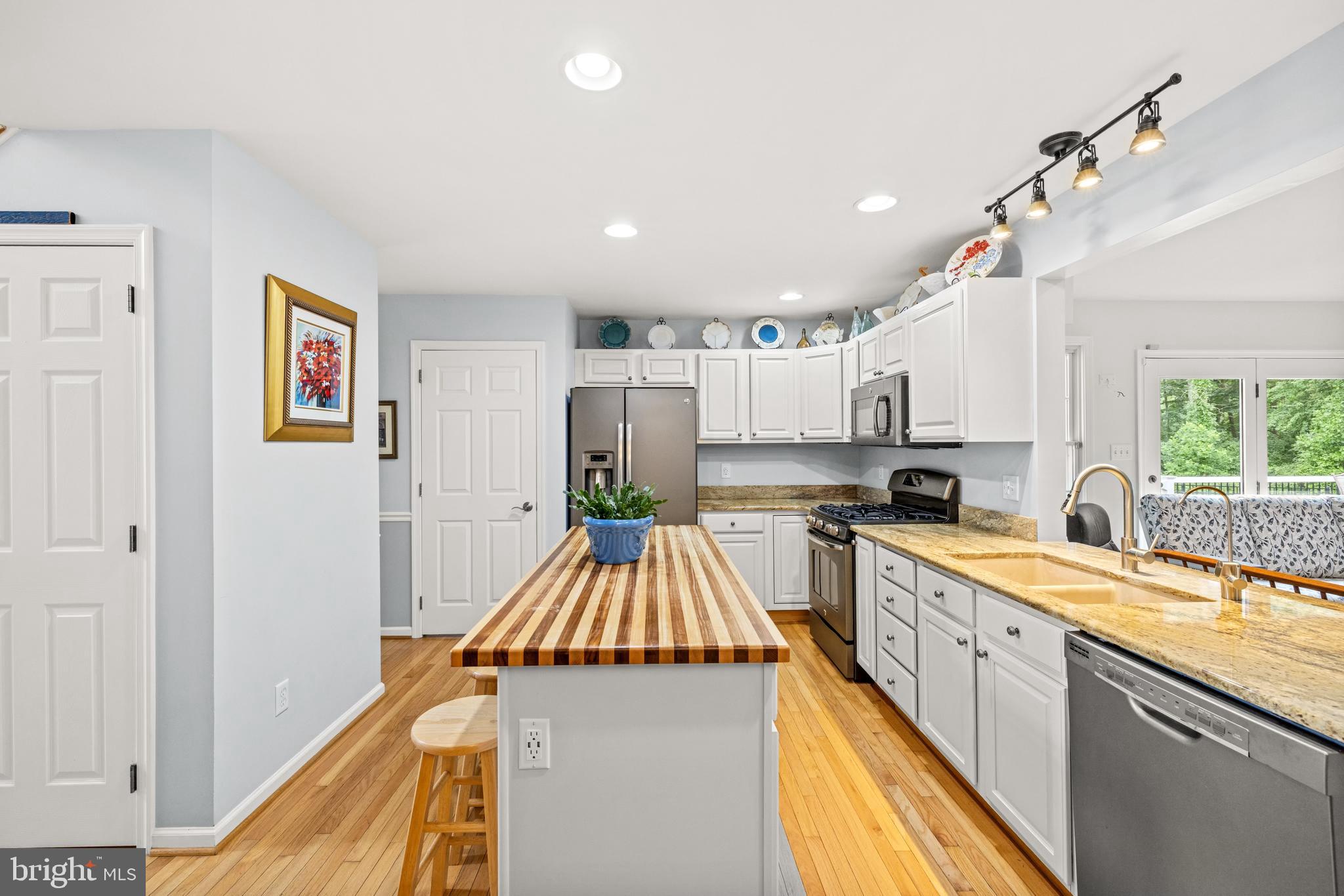BRIAR PATCH - Residential