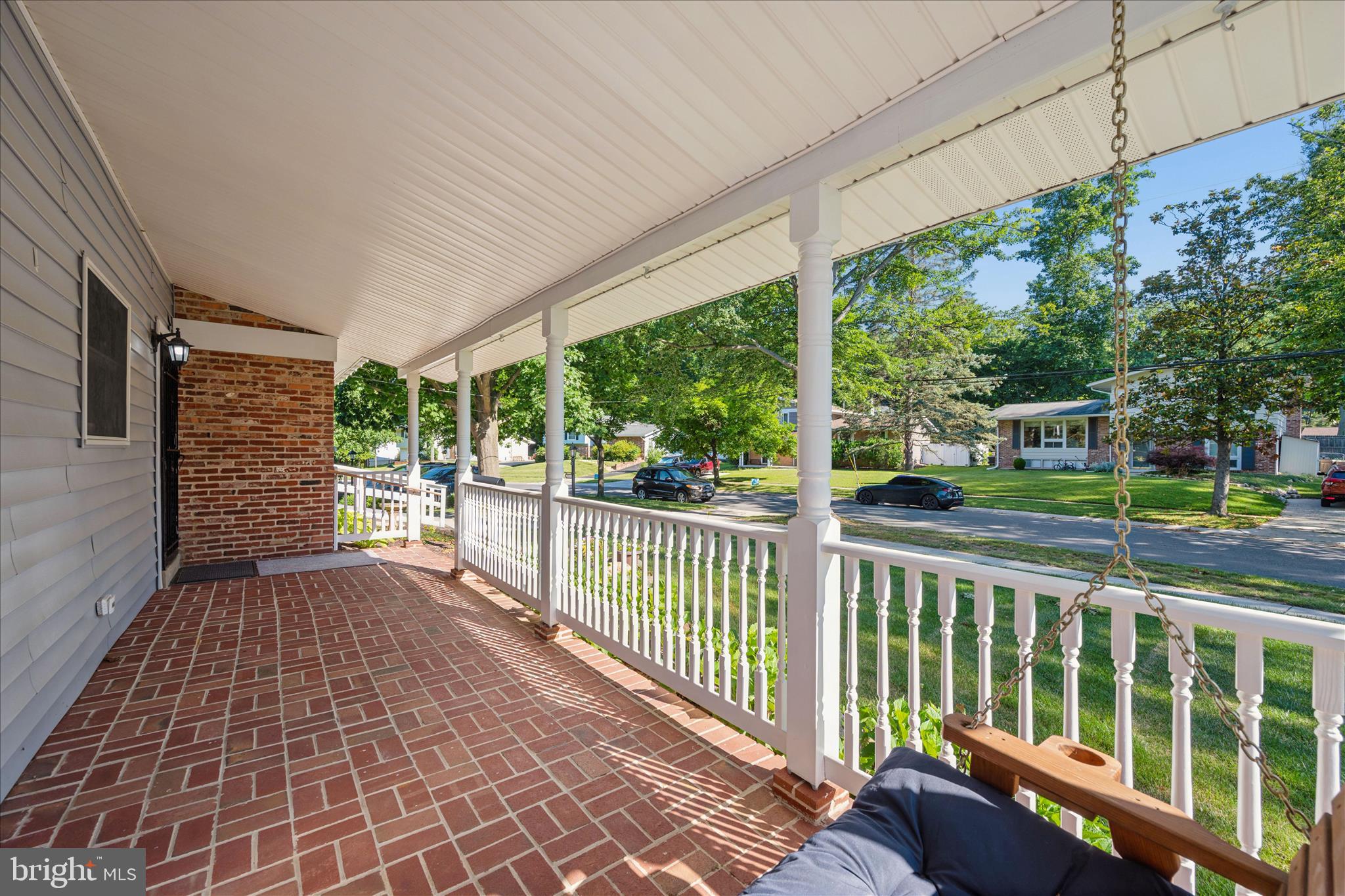 MANOR WOODS - Residential