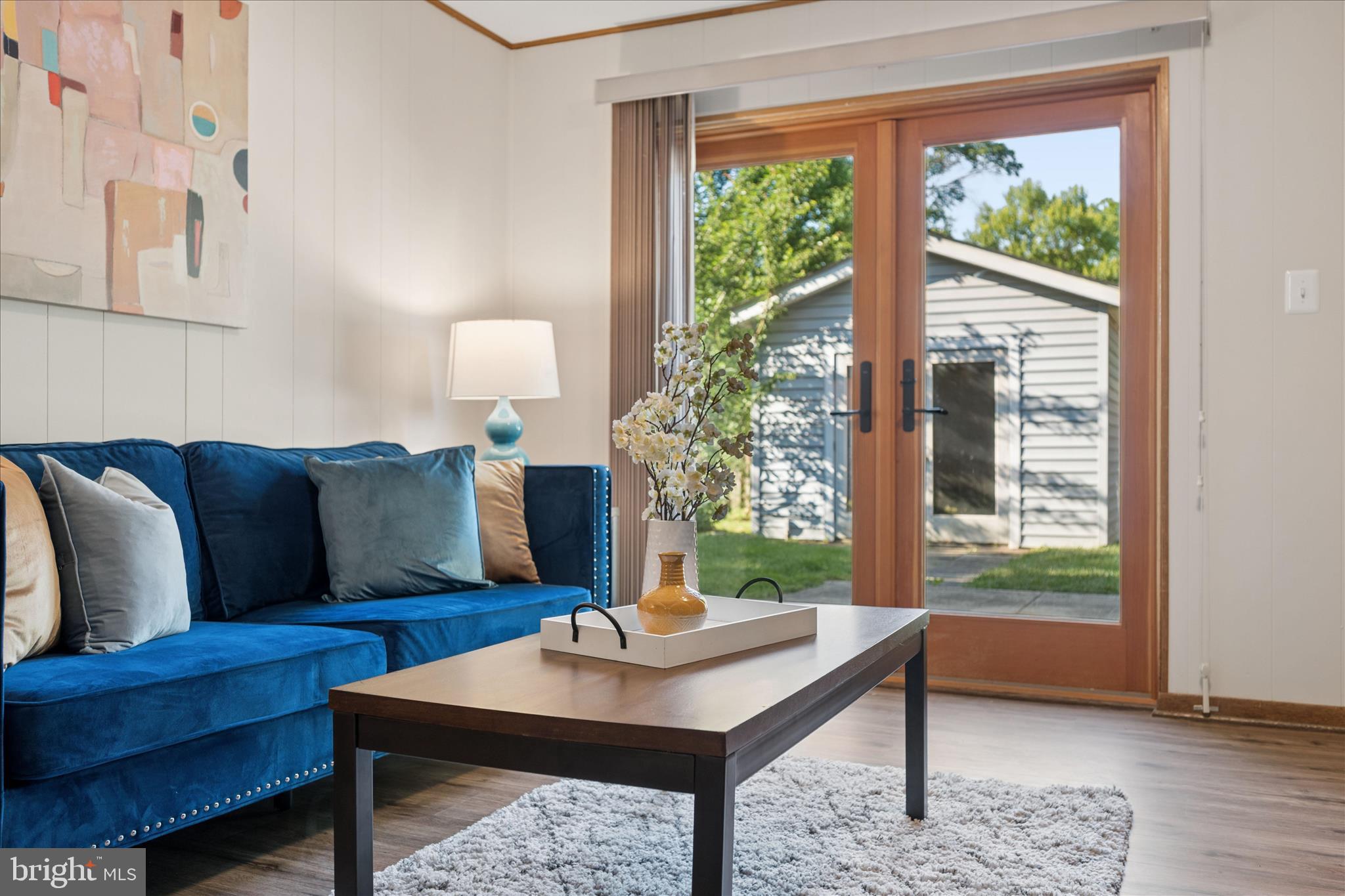 MANOR WOODS - Residential