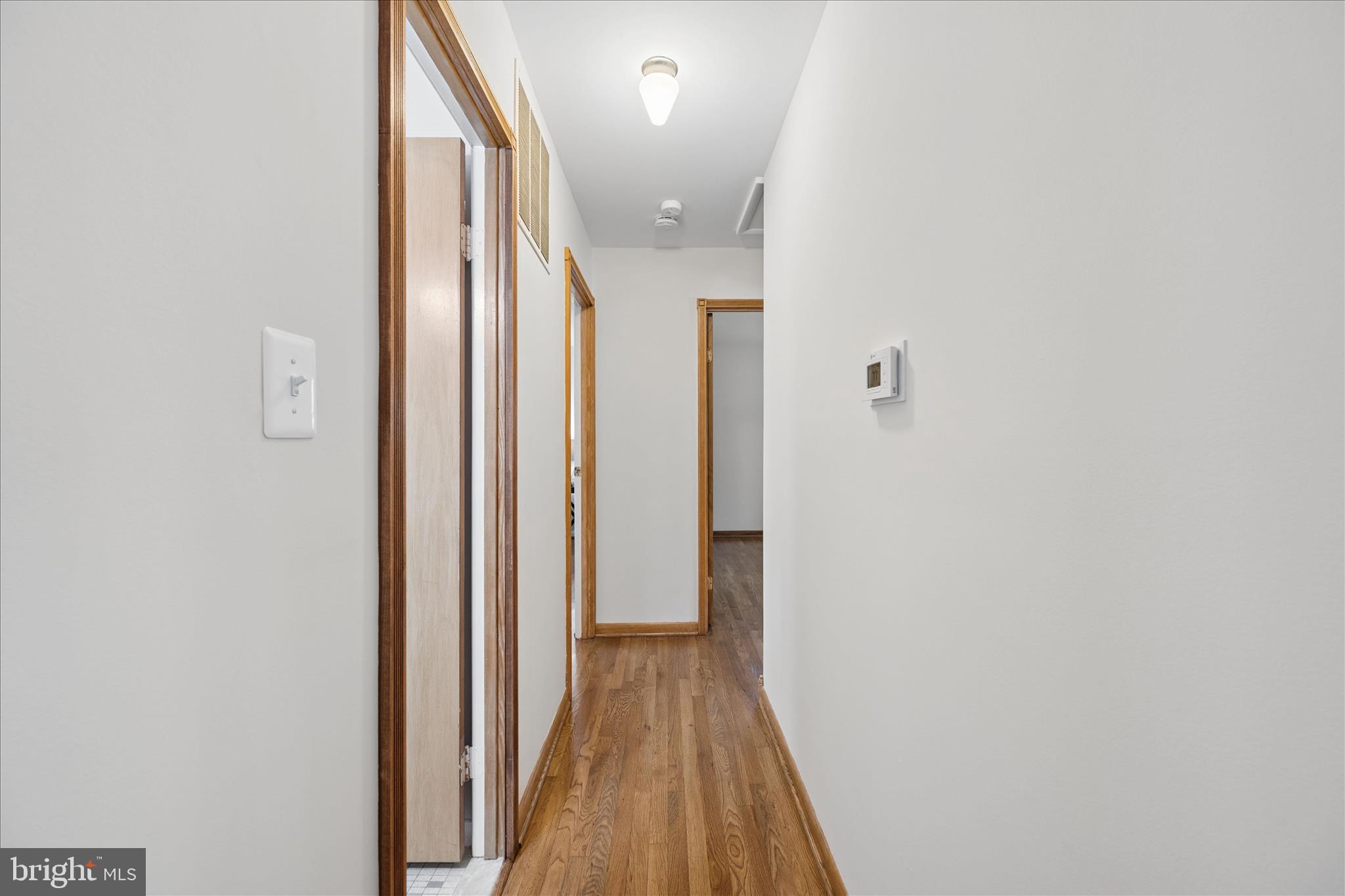MANOR WOODS - Residential