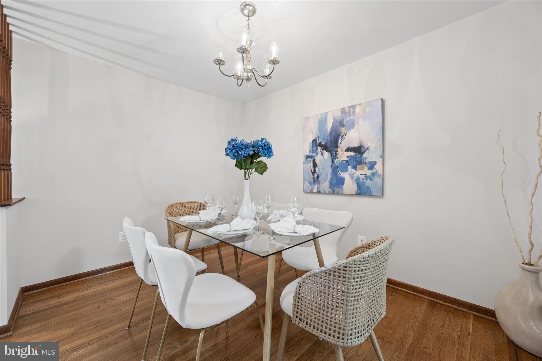 MANOR WOODS - Residential