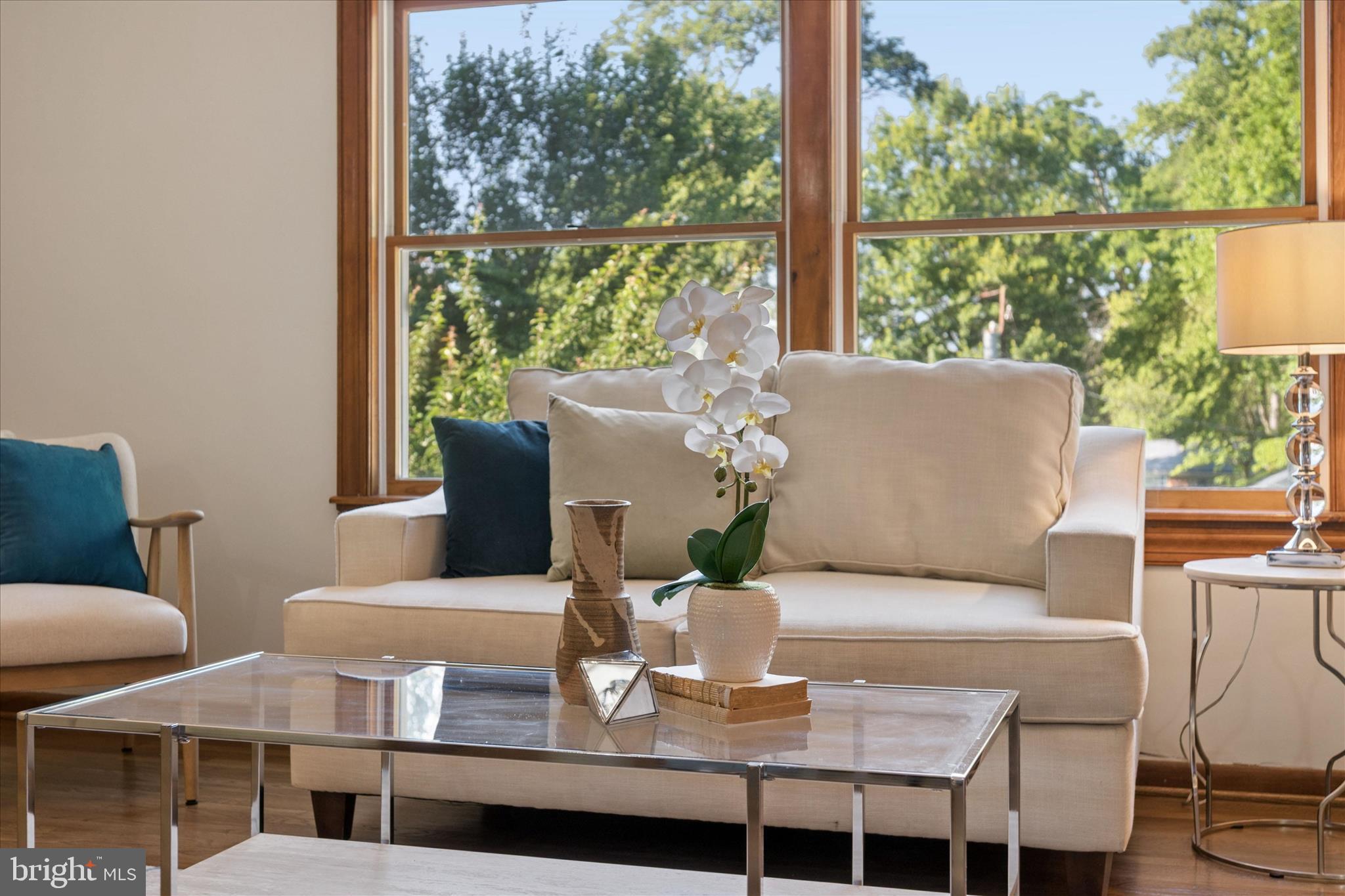 MANOR WOODS - Residential