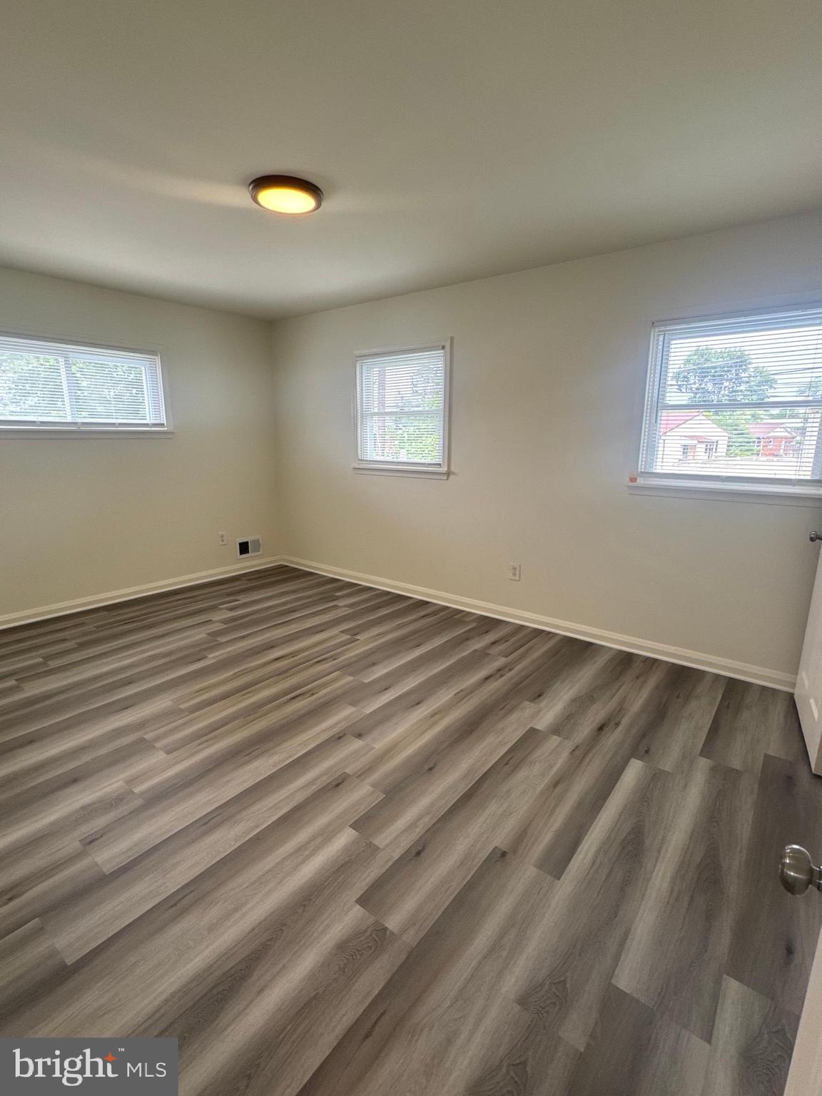 WESTVIEW PARK - Residential