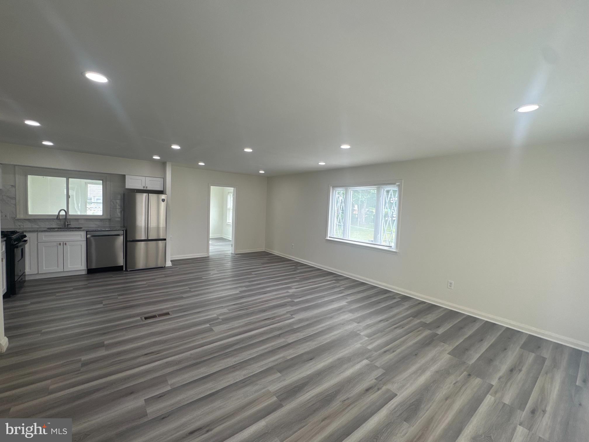 WESTVIEW PARK - Residential