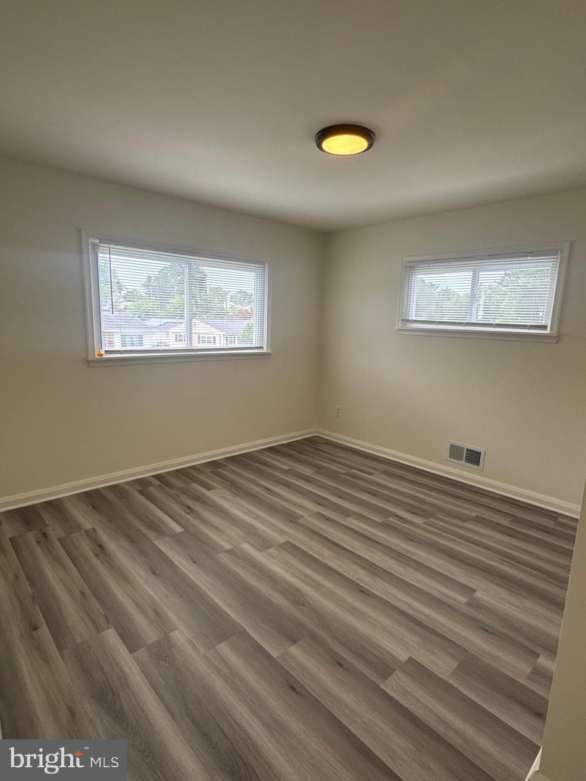WESTVIEW PARK - Residential