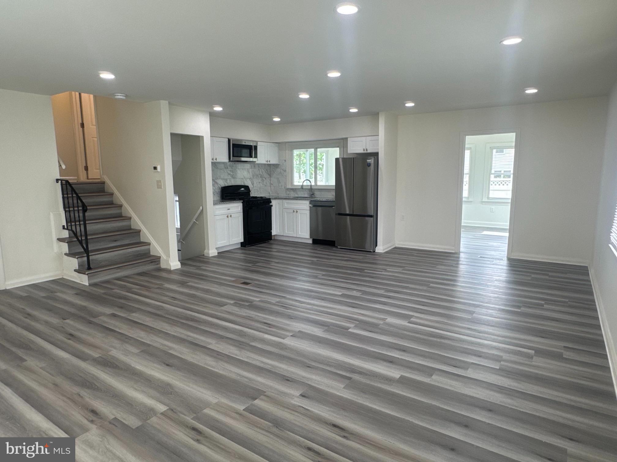 WESTVIEW PARK - Residential