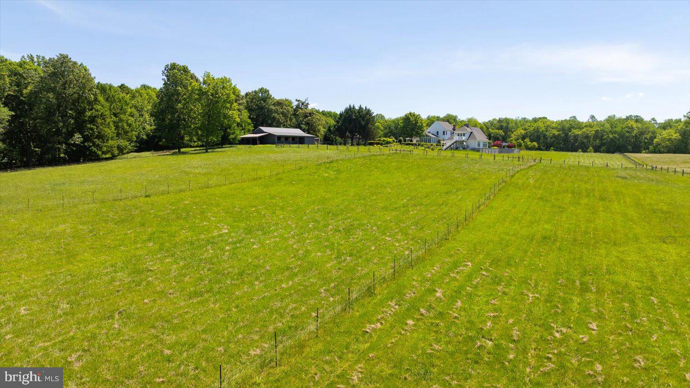 SEVEN SPRINGS FARM - Residential