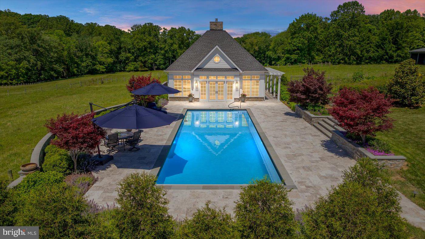 SEVEN SPRINGS FARM - Residential