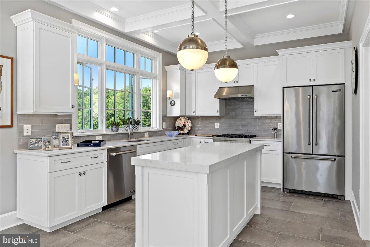SEVEN SPRINGS FARM - Residential