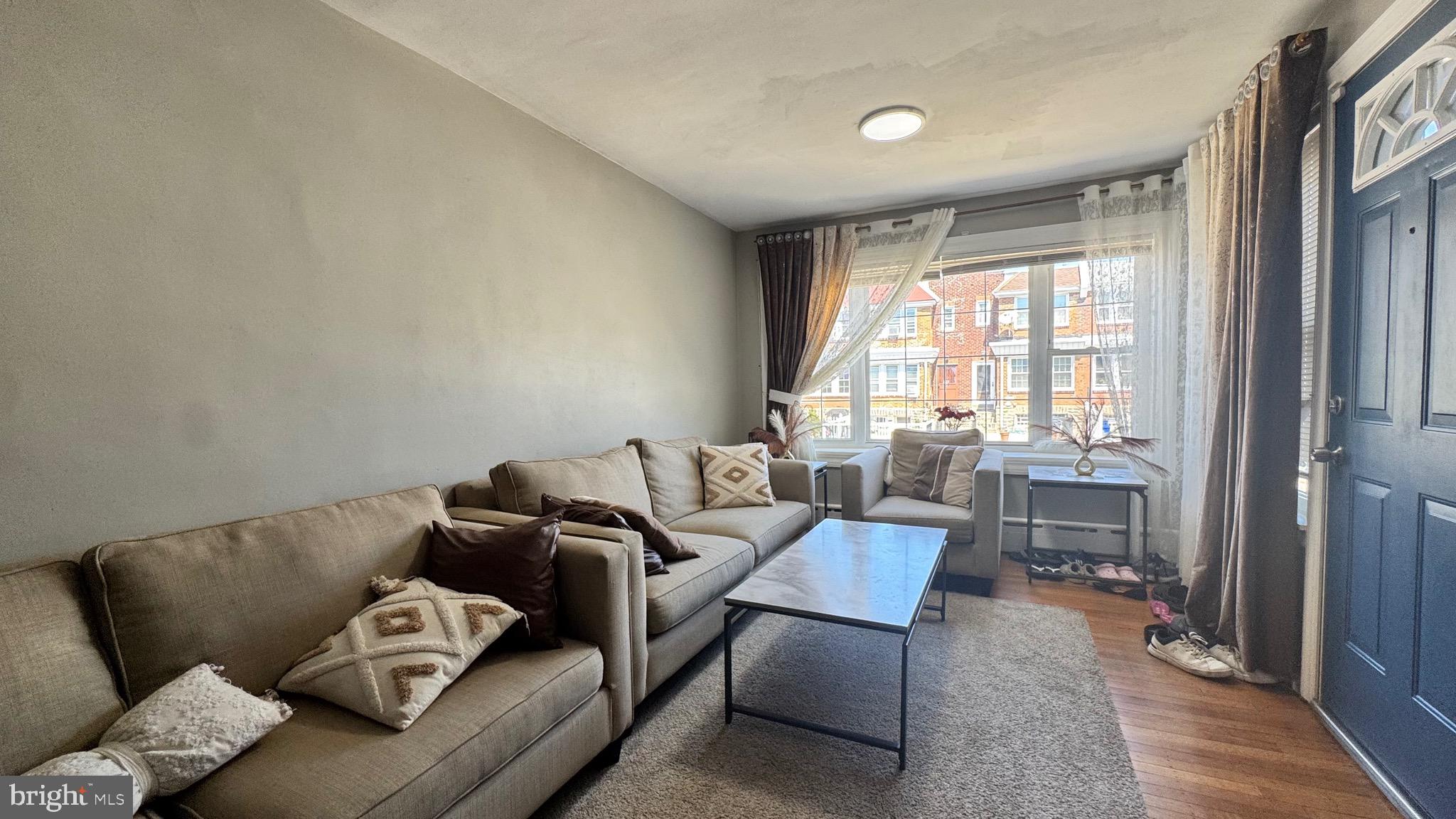 MAYFAIR - Residential