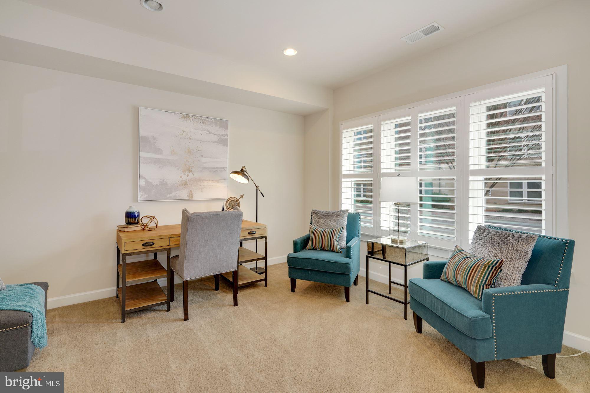 PARKLANDS AT WATKINS MILL - Residential