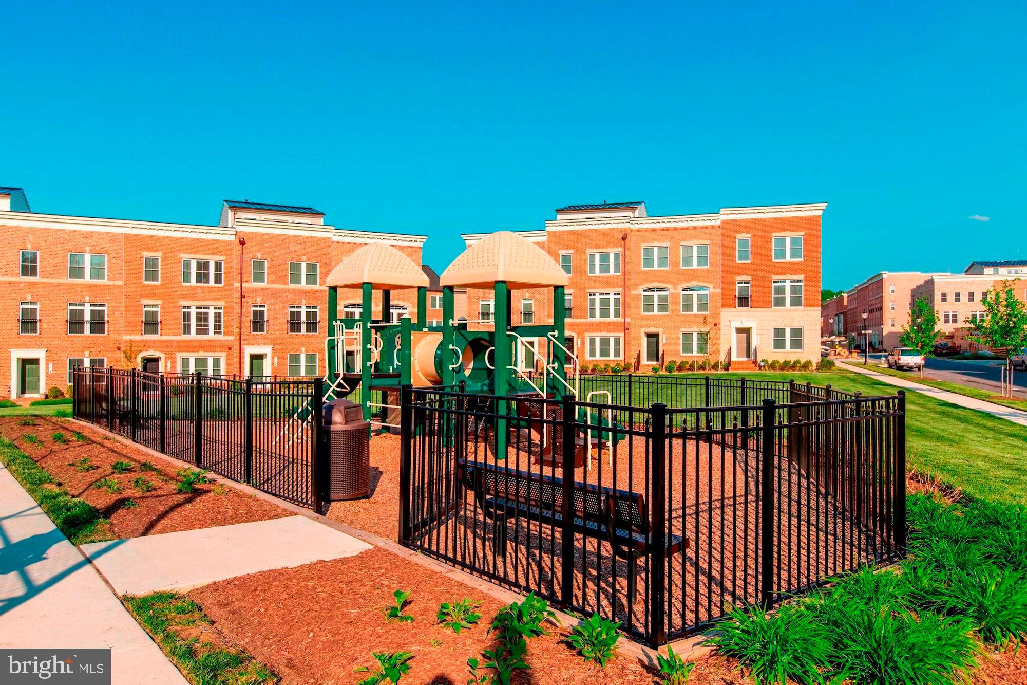PARKLANDS AT WATKINS MILL - Residential
