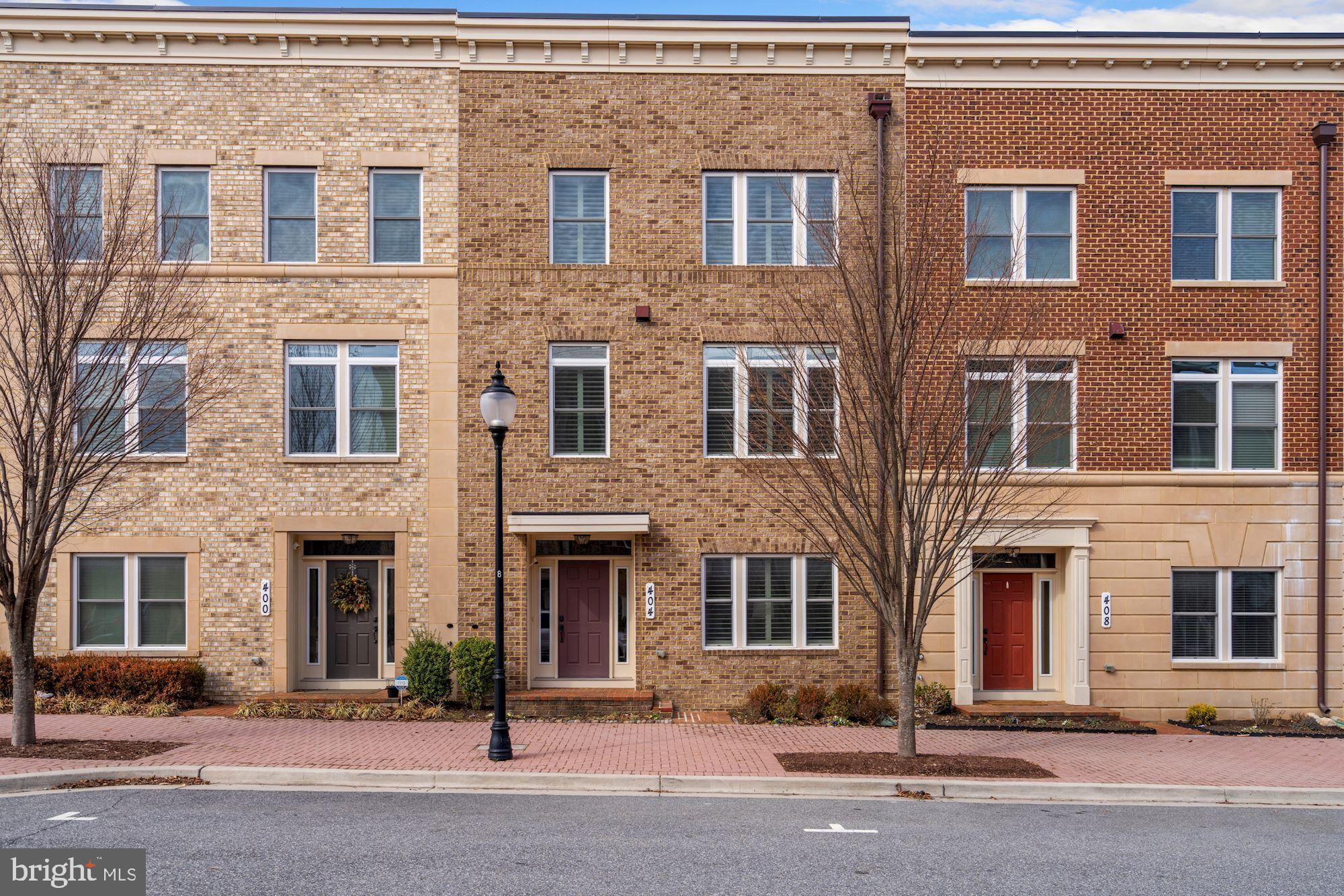 PARKLANDS AT WATKINS MILL - Residential