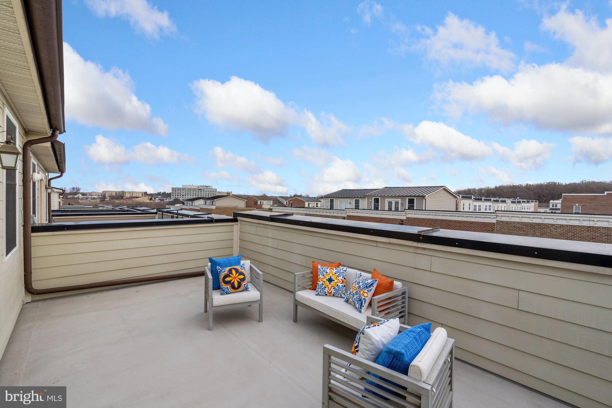 PARKLANDS AT WATKINS MILL - Residential