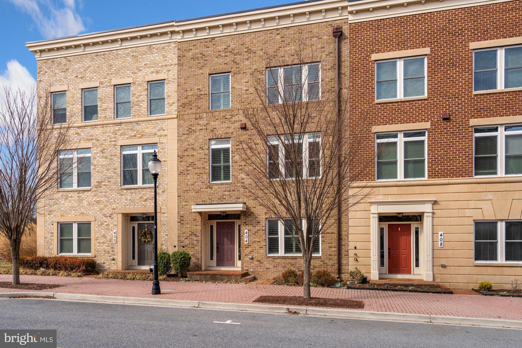PARKLANDS AT WATKINS MILL - Residential
