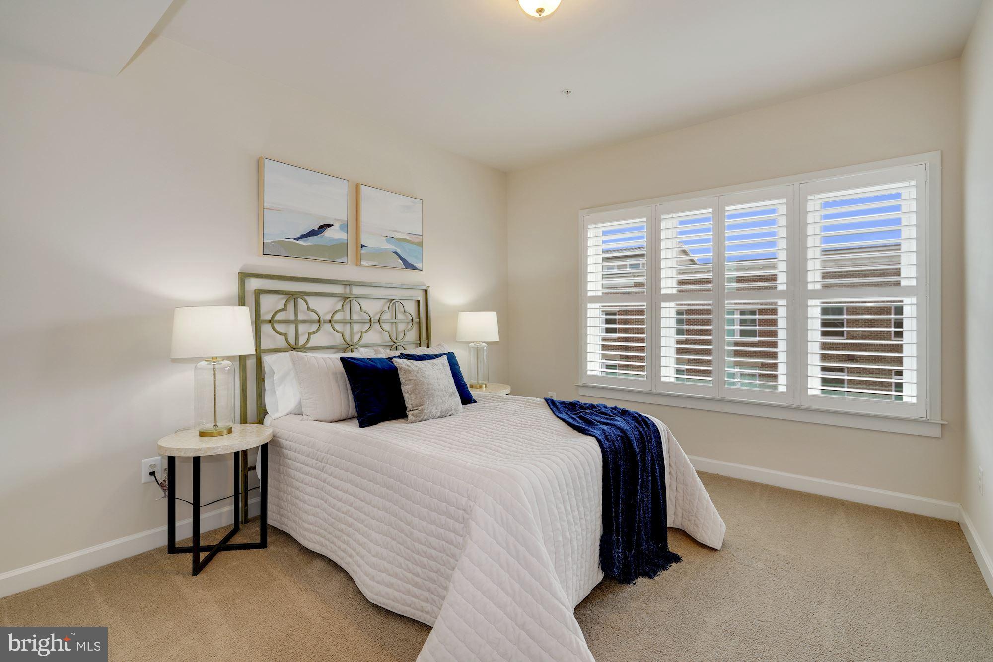 PARKLANDS AT WATKINS MILL - Residential