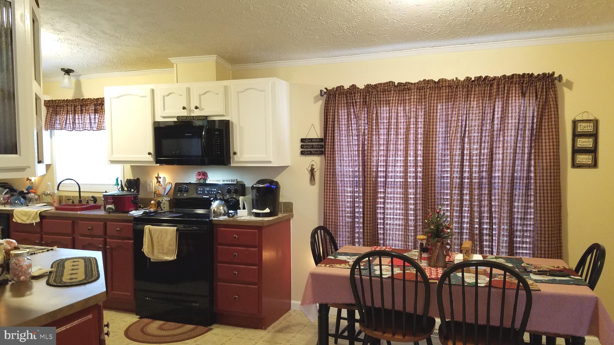 HEBRON WOODS - Residential