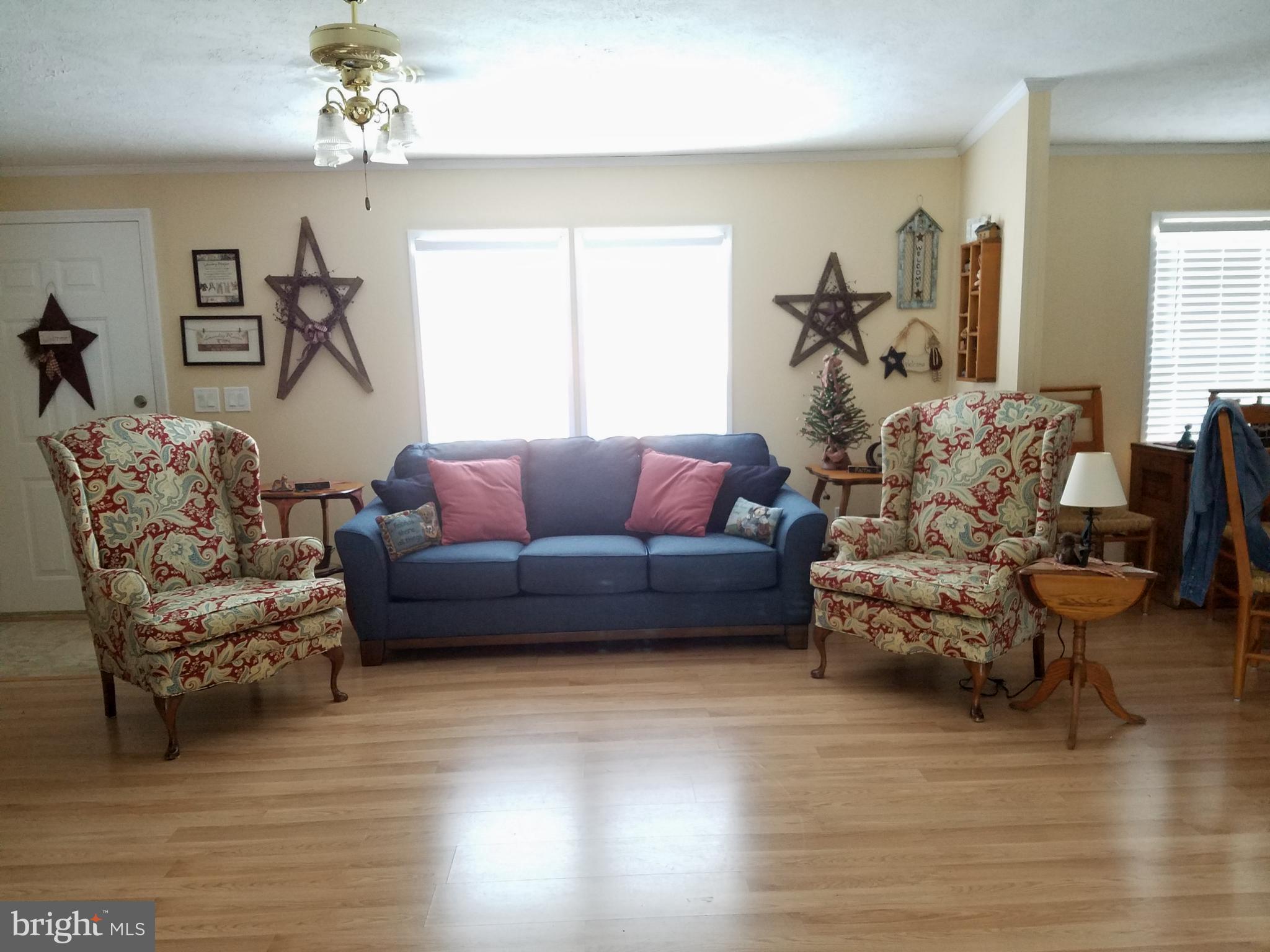 HEBRON WOODS - Residential