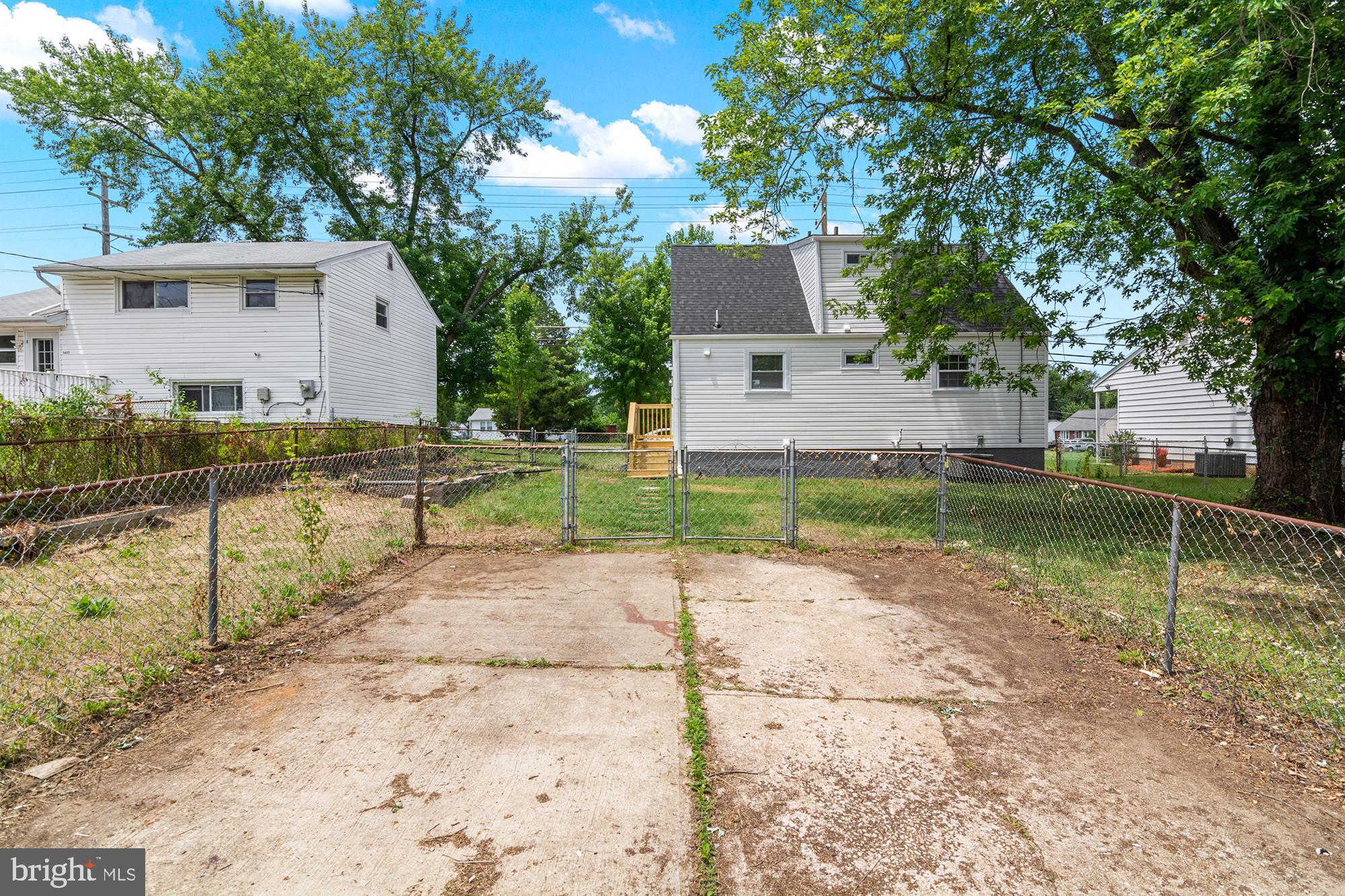 EDMONDSON HEIGHTS - Residential