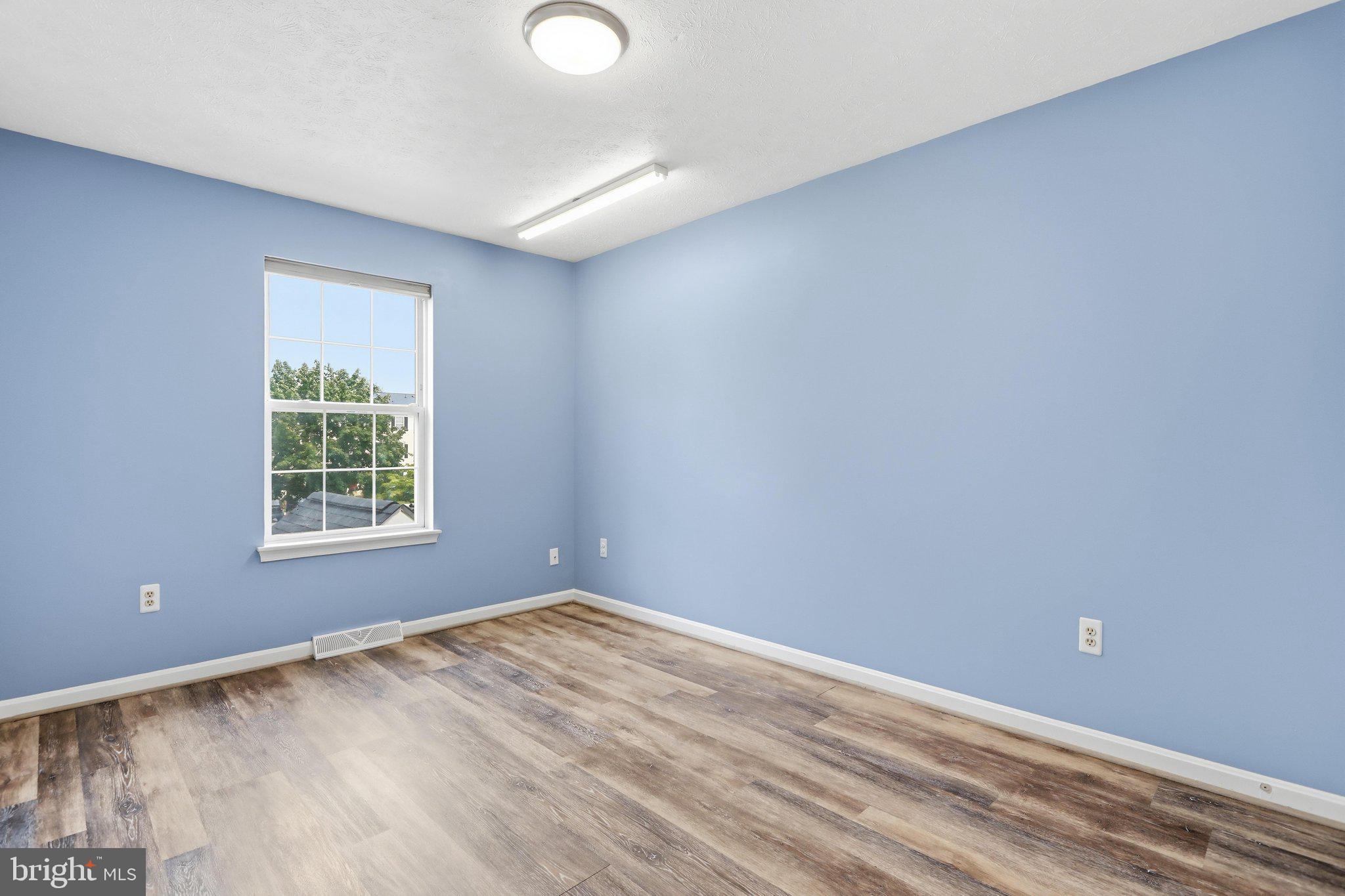 WELLINGTON TRACE - Residential