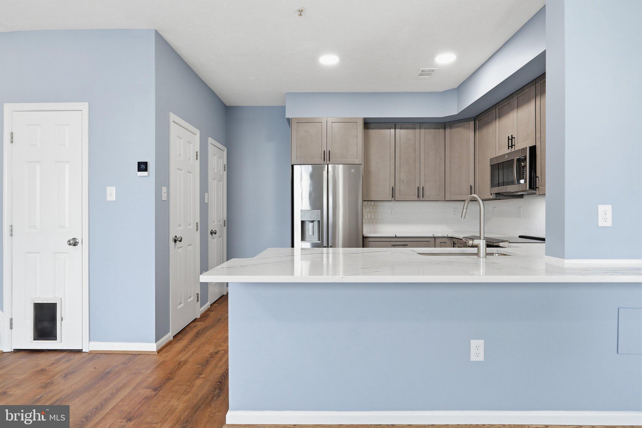 WELLINGTON TRACE - Residential
