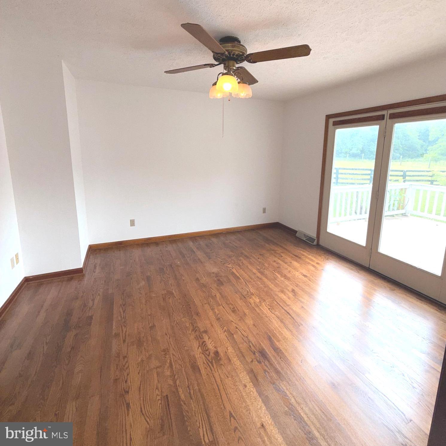 BERRYVILLE - Residential