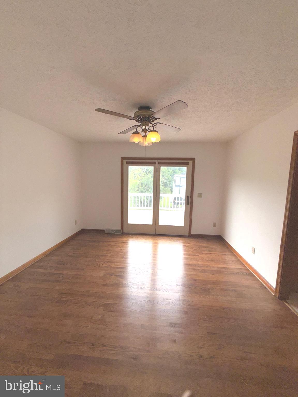 BERRYVILLE - Residential