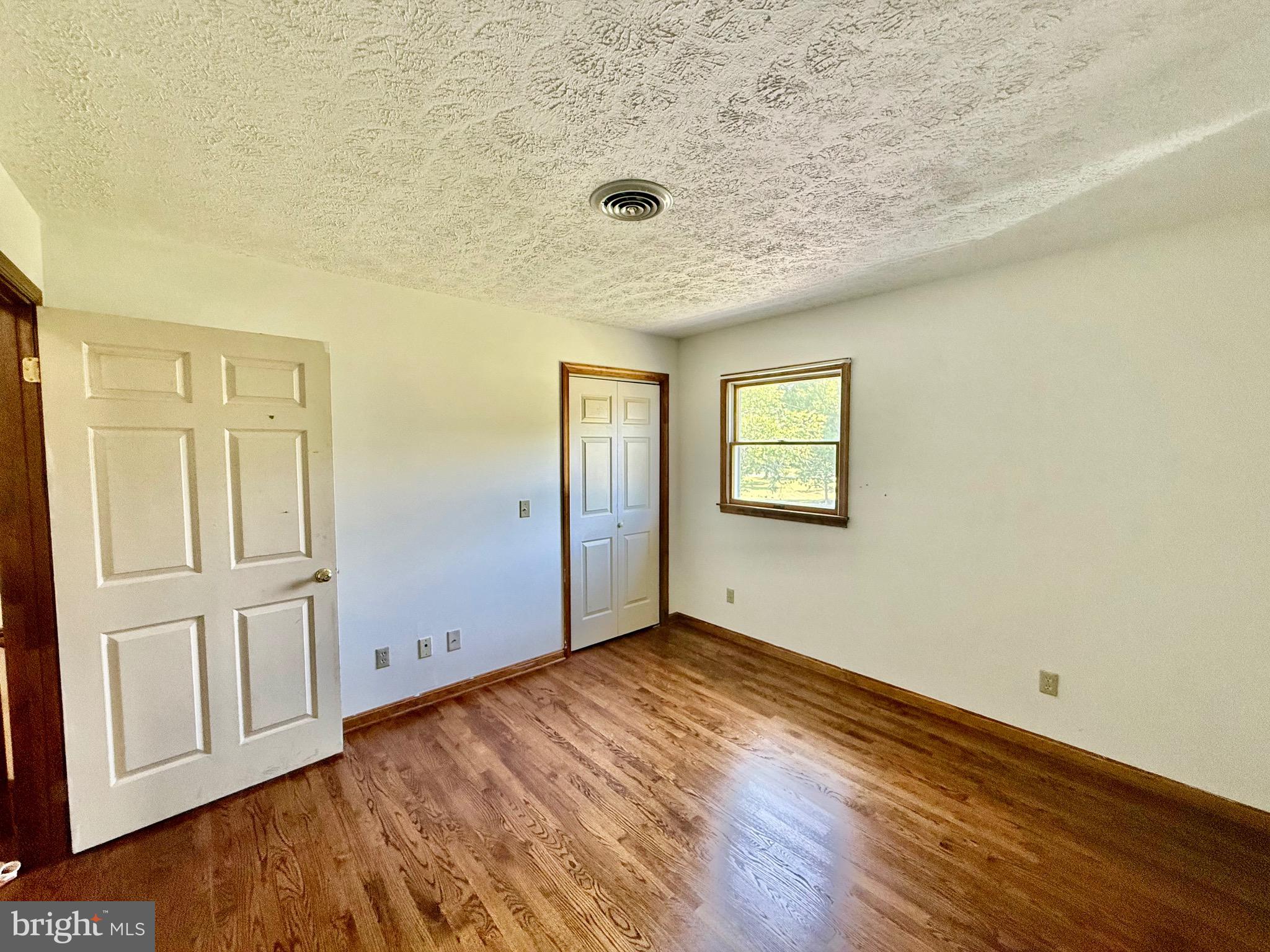 BERRYVILLE - Residential