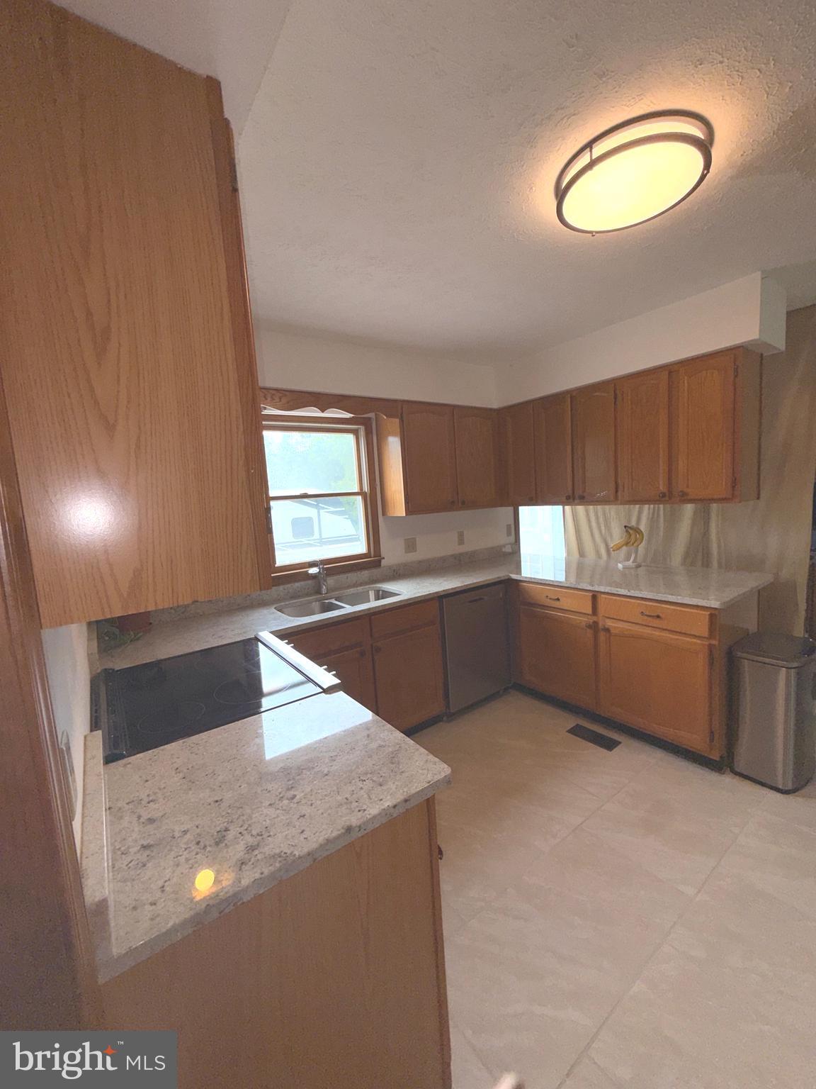 BERRYVILLE - Residential