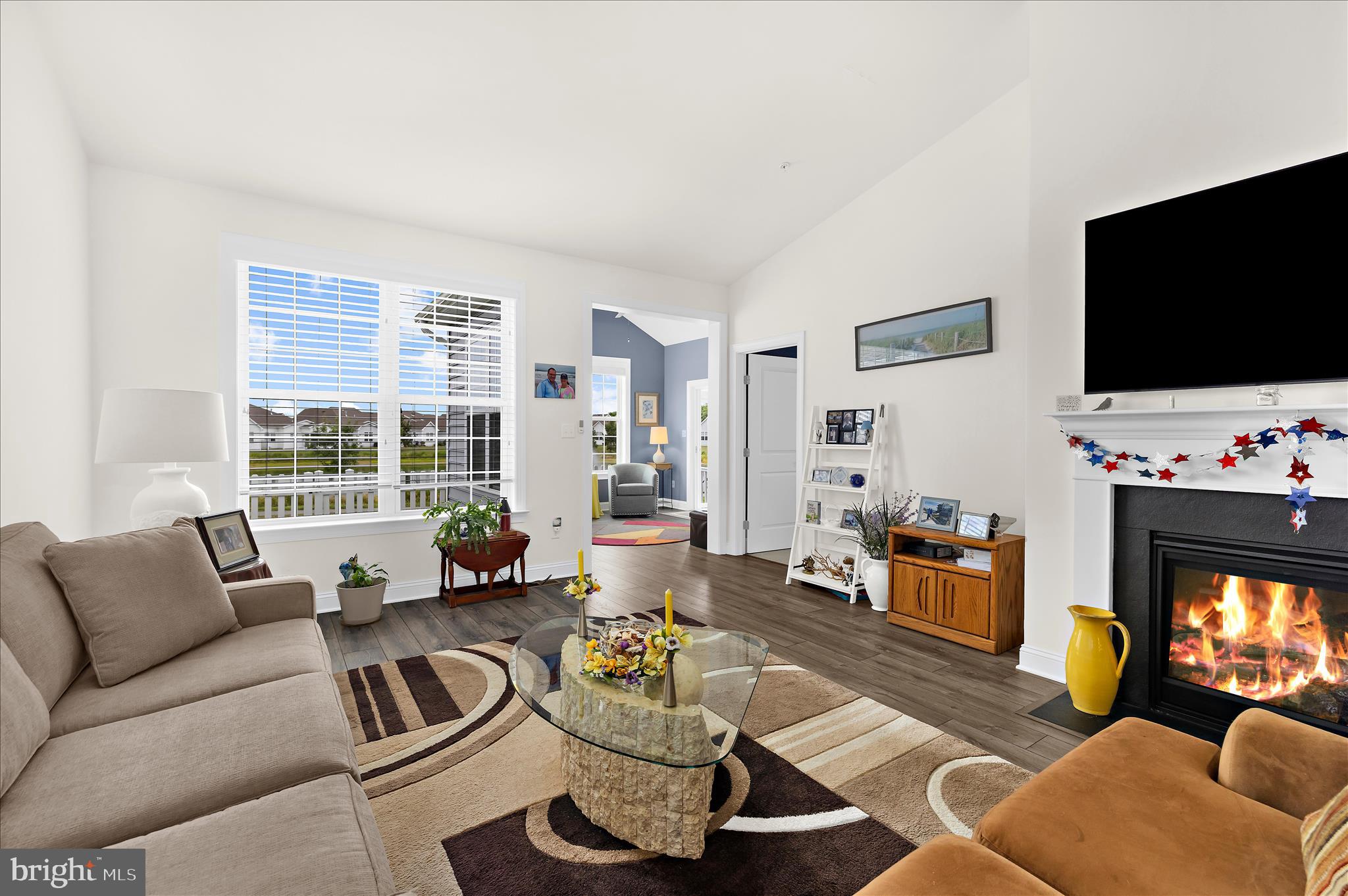 BAY BRIDGE COVE - Residential