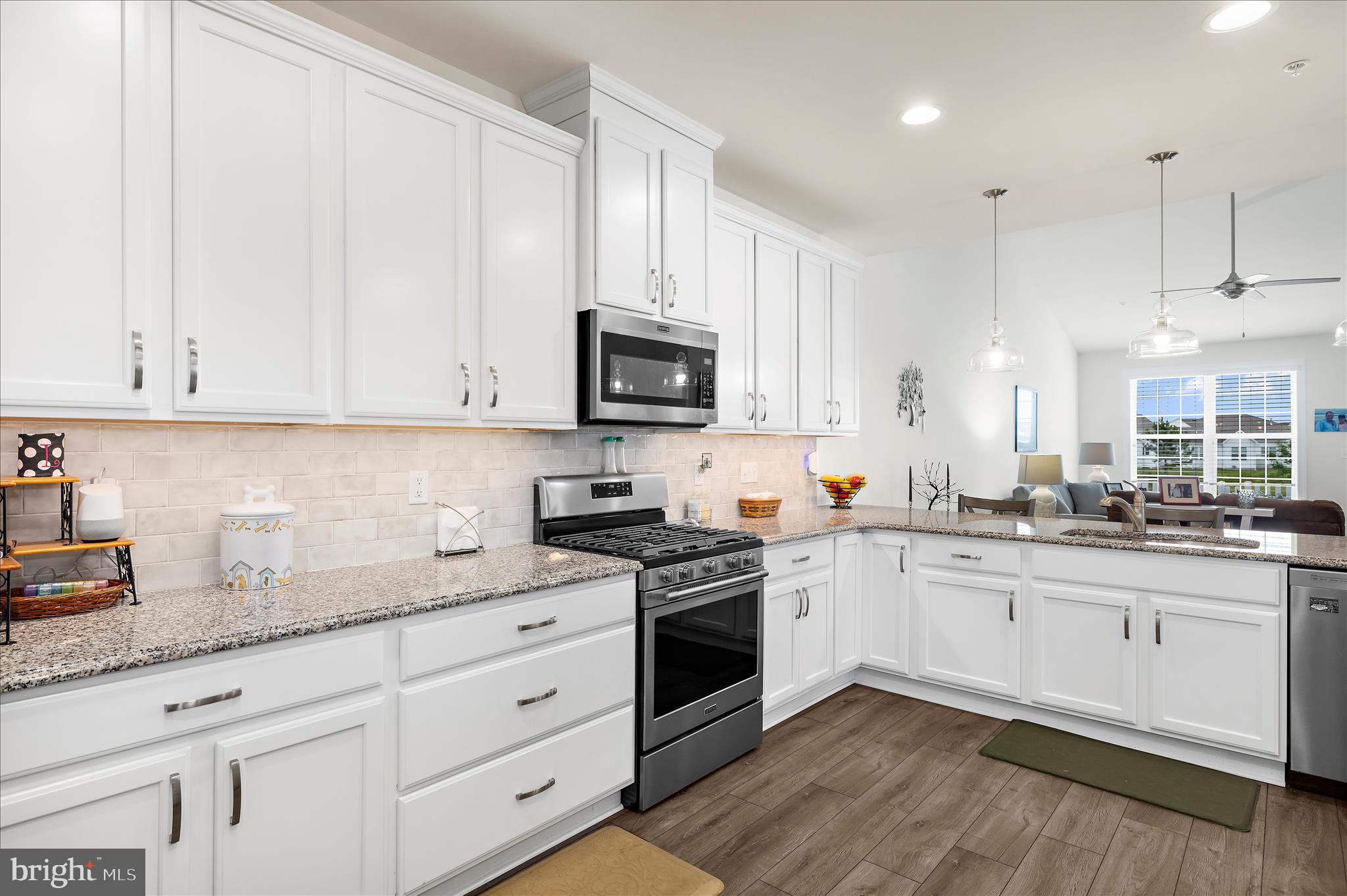 BAY BRIDGE COVE - Residential
