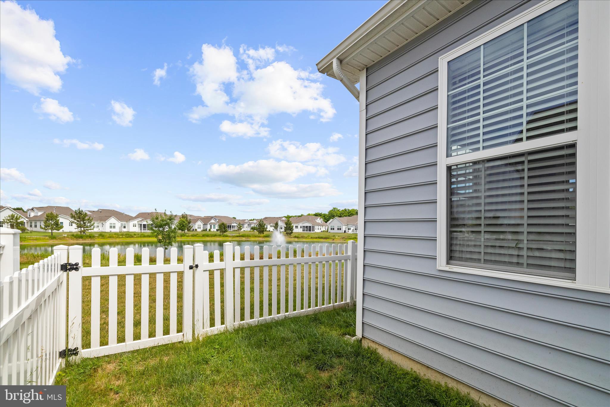 BAY BRIDGE COVE - Residential