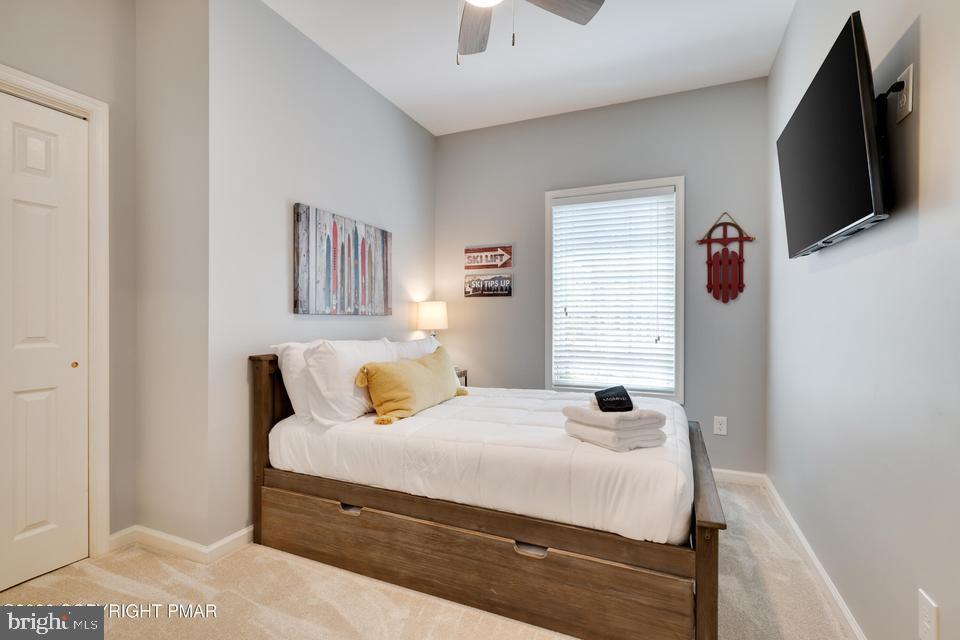 LAURELWOODS - Residential