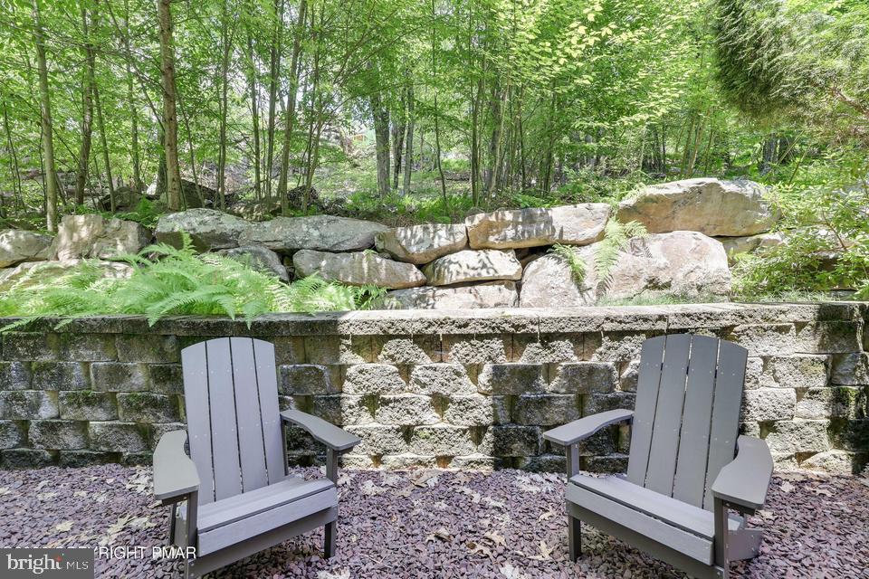 LAURELWOODS - Residential