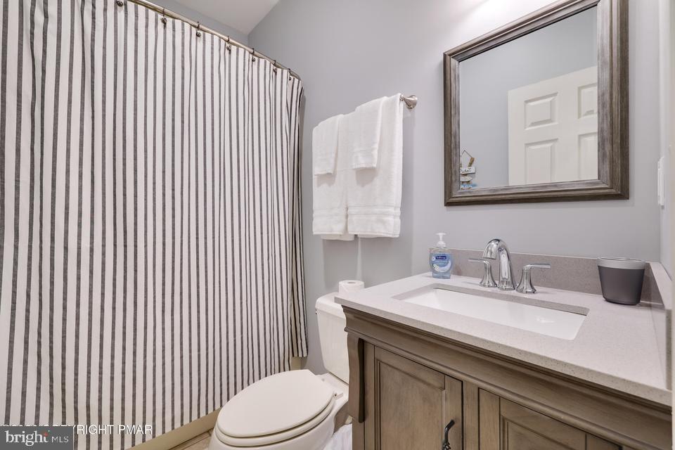 LAURELWOODS - Residential