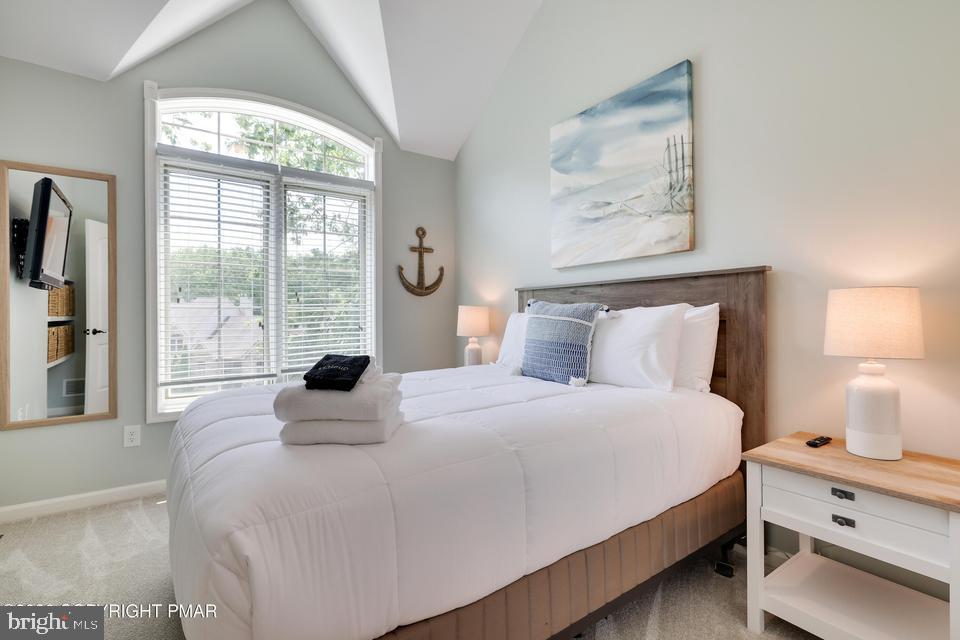 LAURELWOODS - Residential